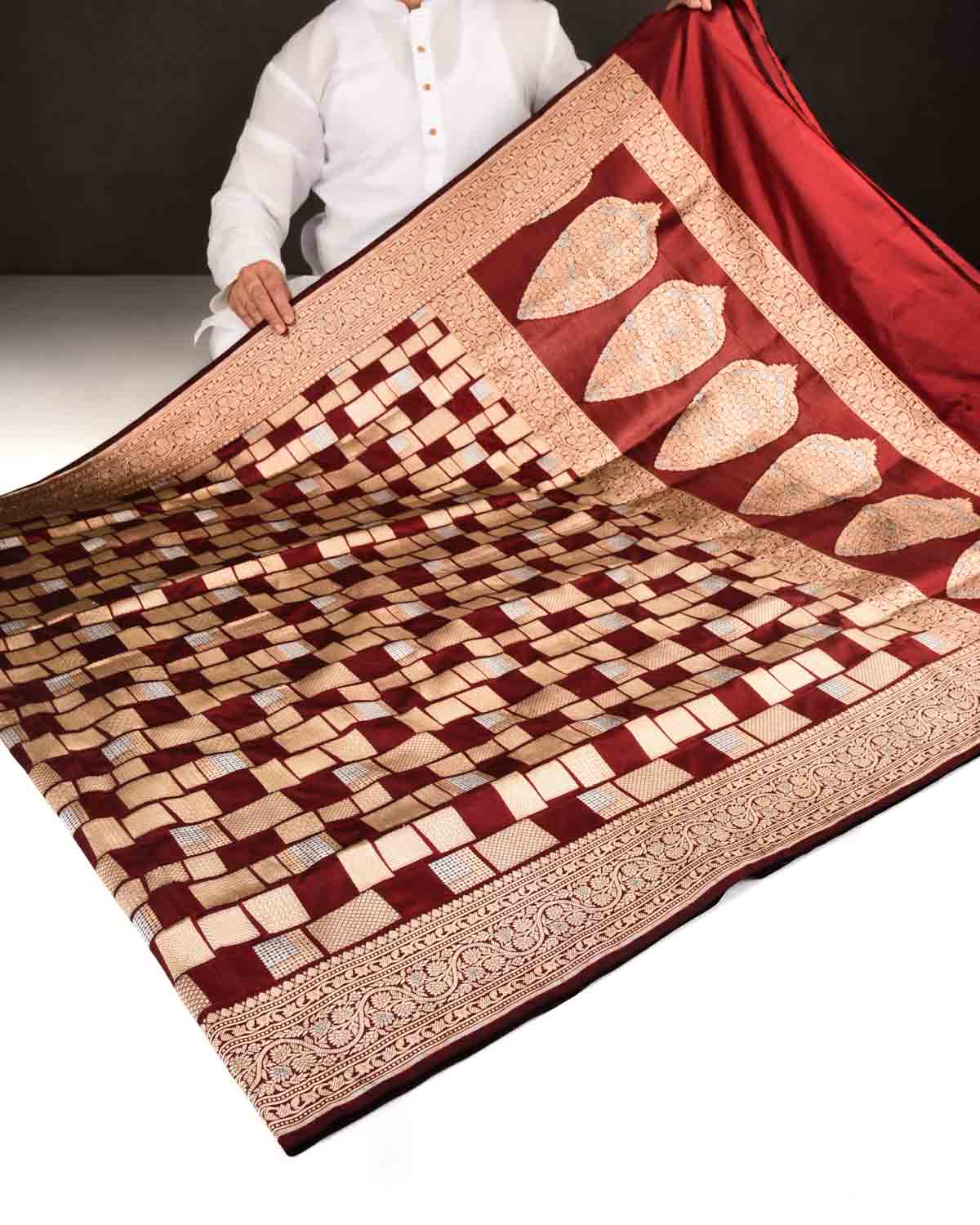 Maroon Banarasi Gold & Silver Zari Random Blocks Cutwork Brocade Handwoven Katan Silk Saree-HolyWeaves