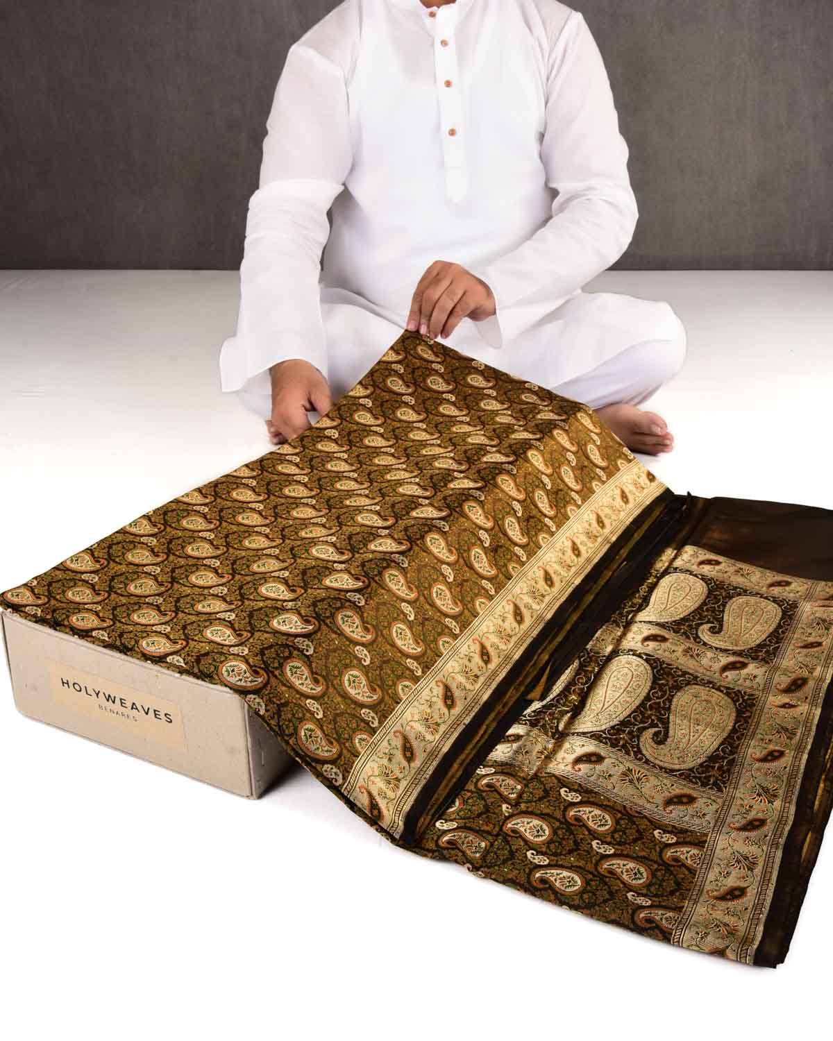 Black Banarasi Tehri Paisley Jamawar Brocade Handwoven Katan Silk Saree with Gold Zari Accents-HolyWeaves