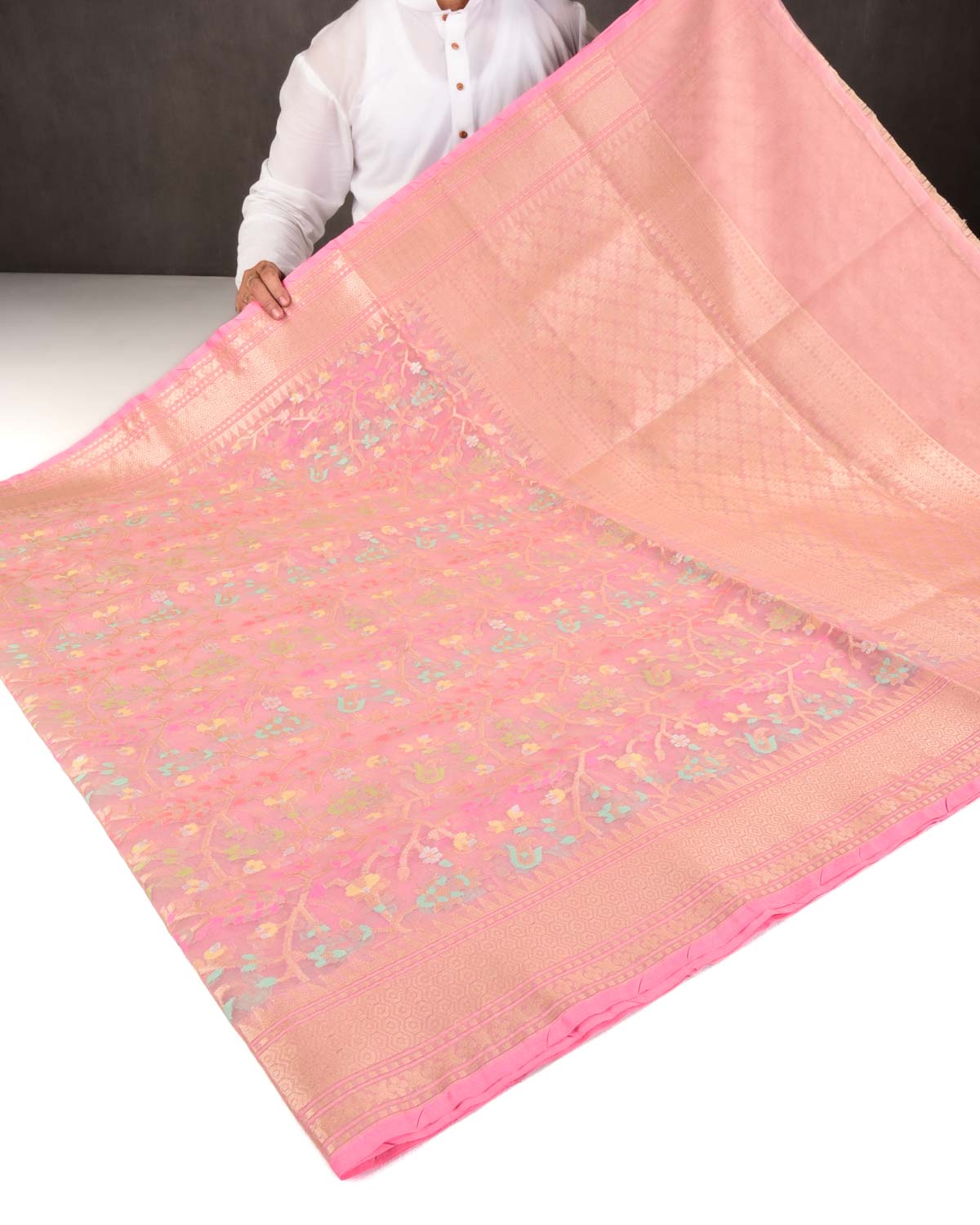 Tuscany Peach Banarasi Gold Zari & Meenekari Paisley Jaal Cutwork Brocade Woven Art Kora Silk Saree-HolyWeaves