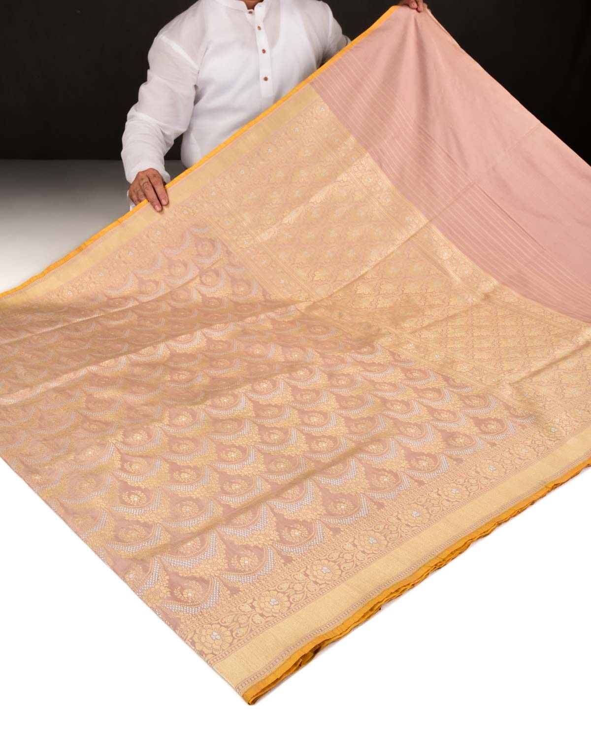 Tuscany Peach Banarasi Gold & Silver Zari Alfi Floral Jaal Cutwork Brocade Handwoven Katan Silk Saree-HolyWeaves