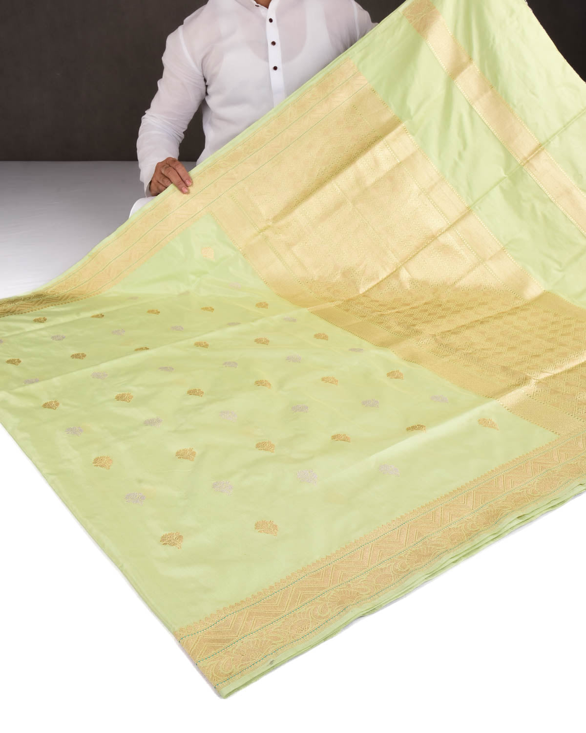Laurel Green Banarasi Gold & Silver Zari Buti Kadhuan Brocade Handwoven Katan Silk Saree-HolyWeaves