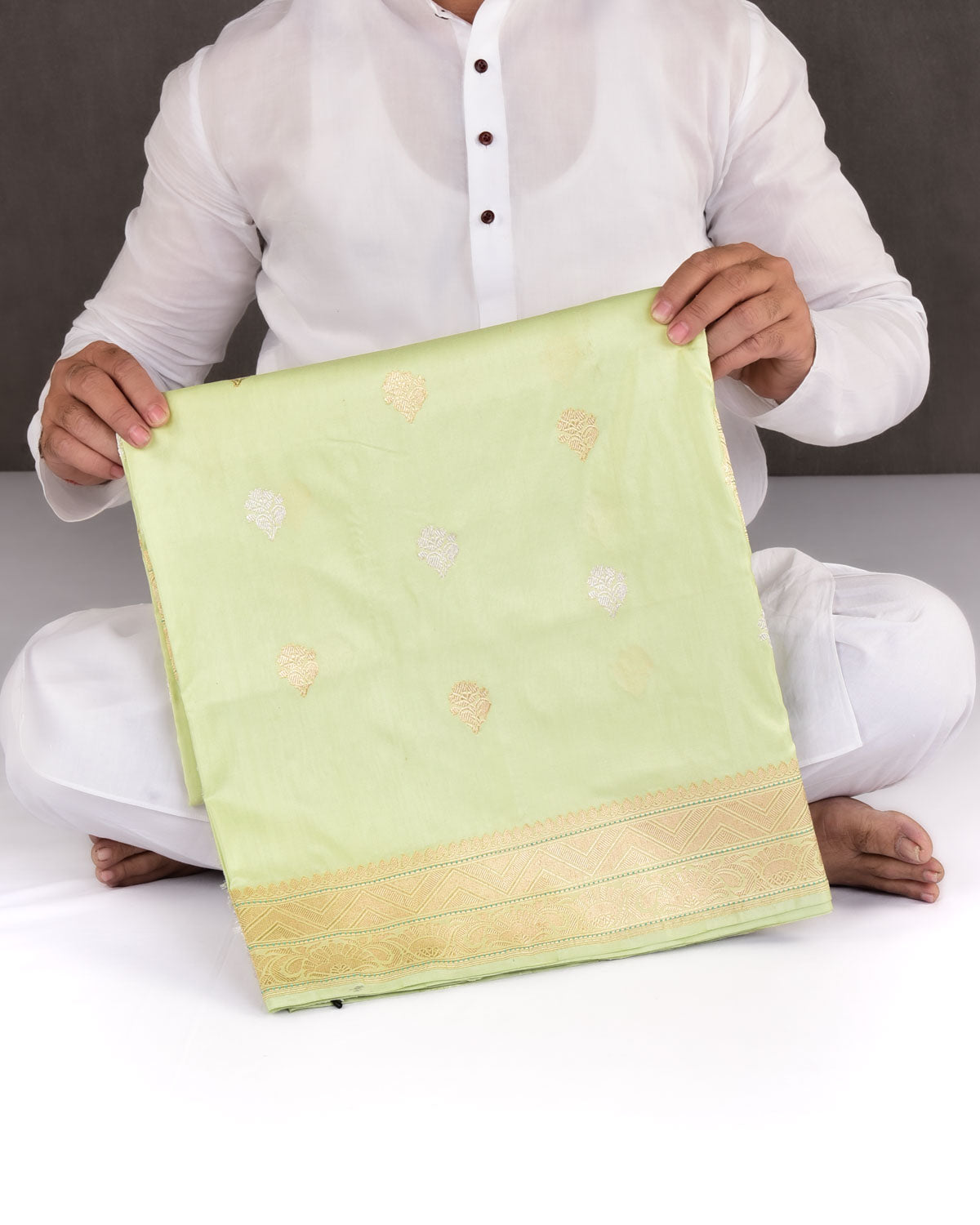 Laurel Green Banarasi Gold & Silver Zari Buti Kadhuan Brocade Handwoven Katan Silk Saree-HolyWeaves