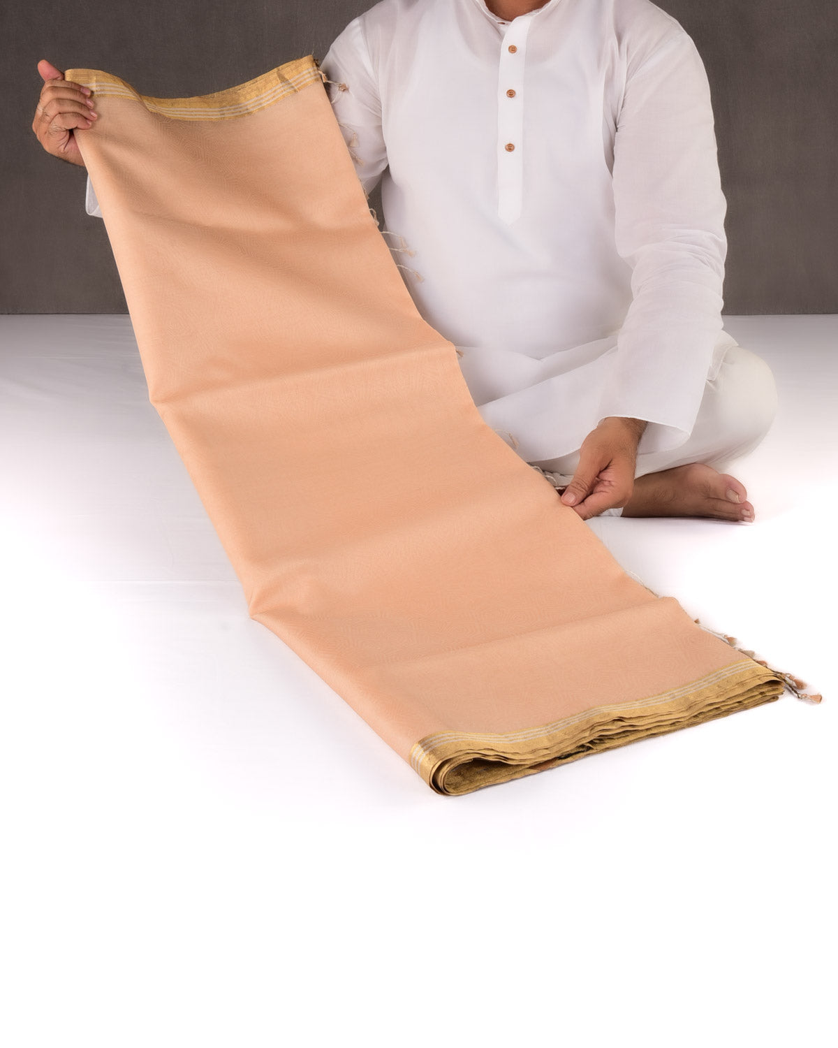 Peach Watermark Illusion Tanchoi Banarasi Kora Silk Saree with Zari Border Pallu-HolyWeaves