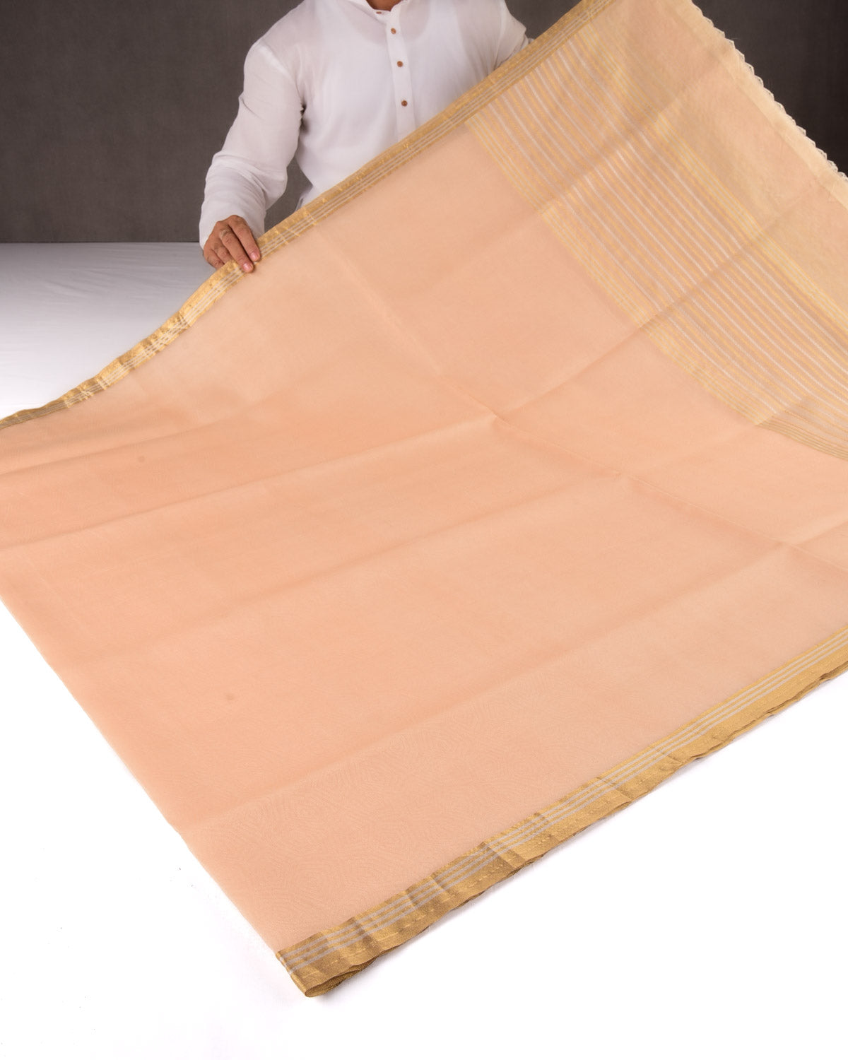 Peach Watermark Illusion Tanchoi Banarasi Kora Silk Saree with Zari Border Pallu-HolyWeaves