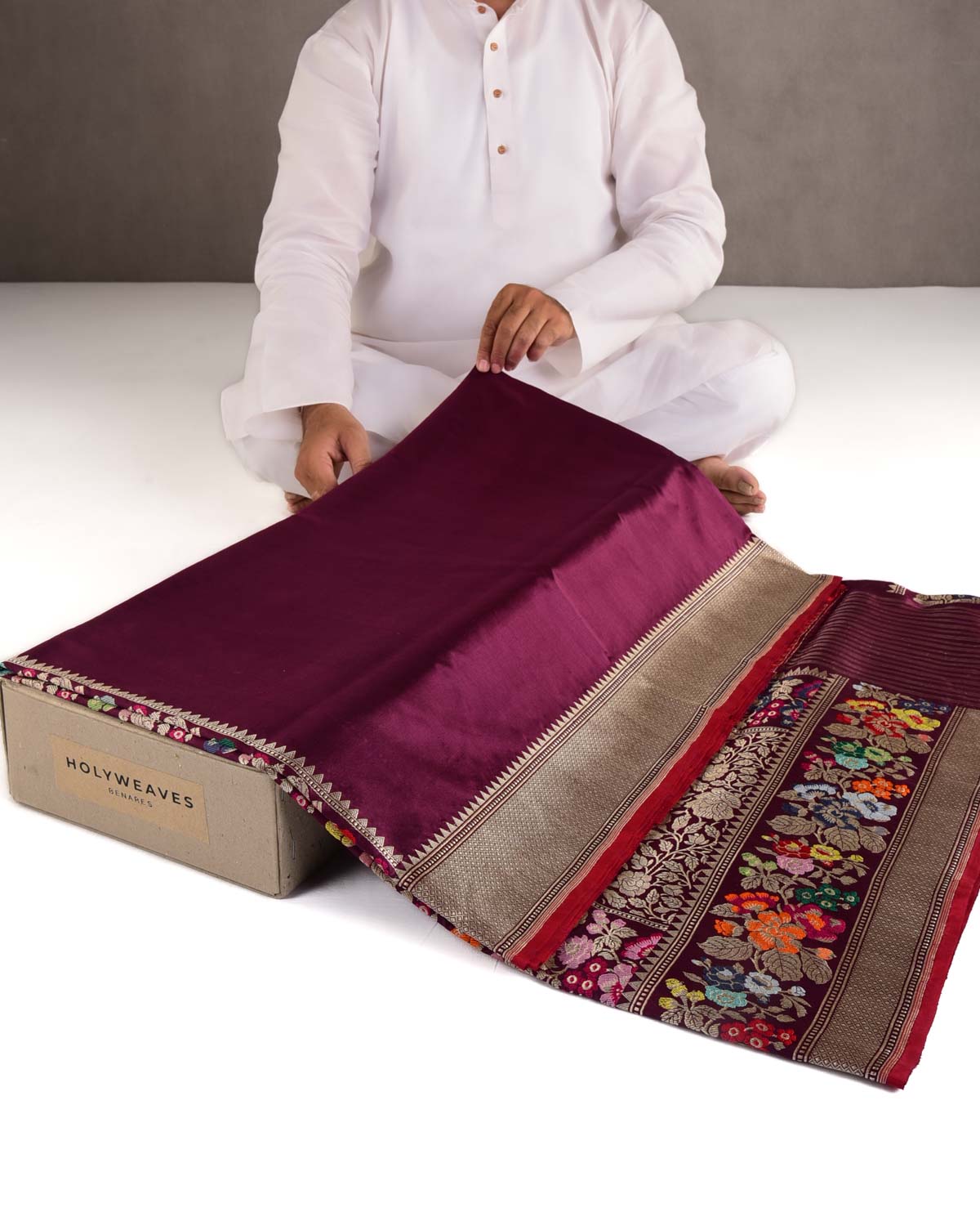 Mahogany Kadhuan Brocade Handwoven Katan Silk Banarasi Saree with Meenekari Bel Border Pallu-HolyWeaves