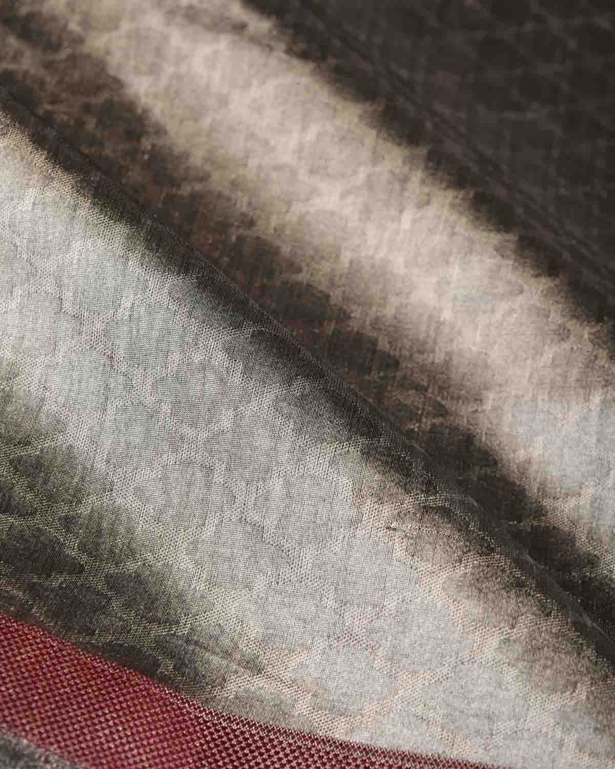 Metallic Silver Gray Quatrefoil Tanchoi Handwoven Kora Tissue Banarasi Saree-HolyWeaves