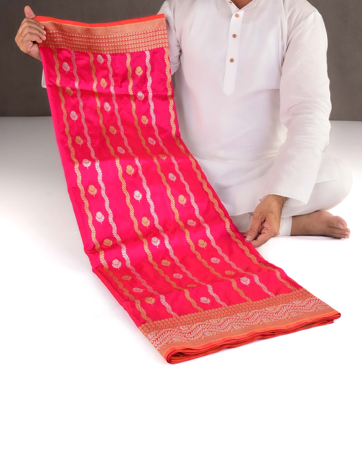 Shot Red-Pink Gold & Silver Zari Buti Kadhuan Brocade Handwoven Katan Silk Banarasi Saree-HolyWeaves