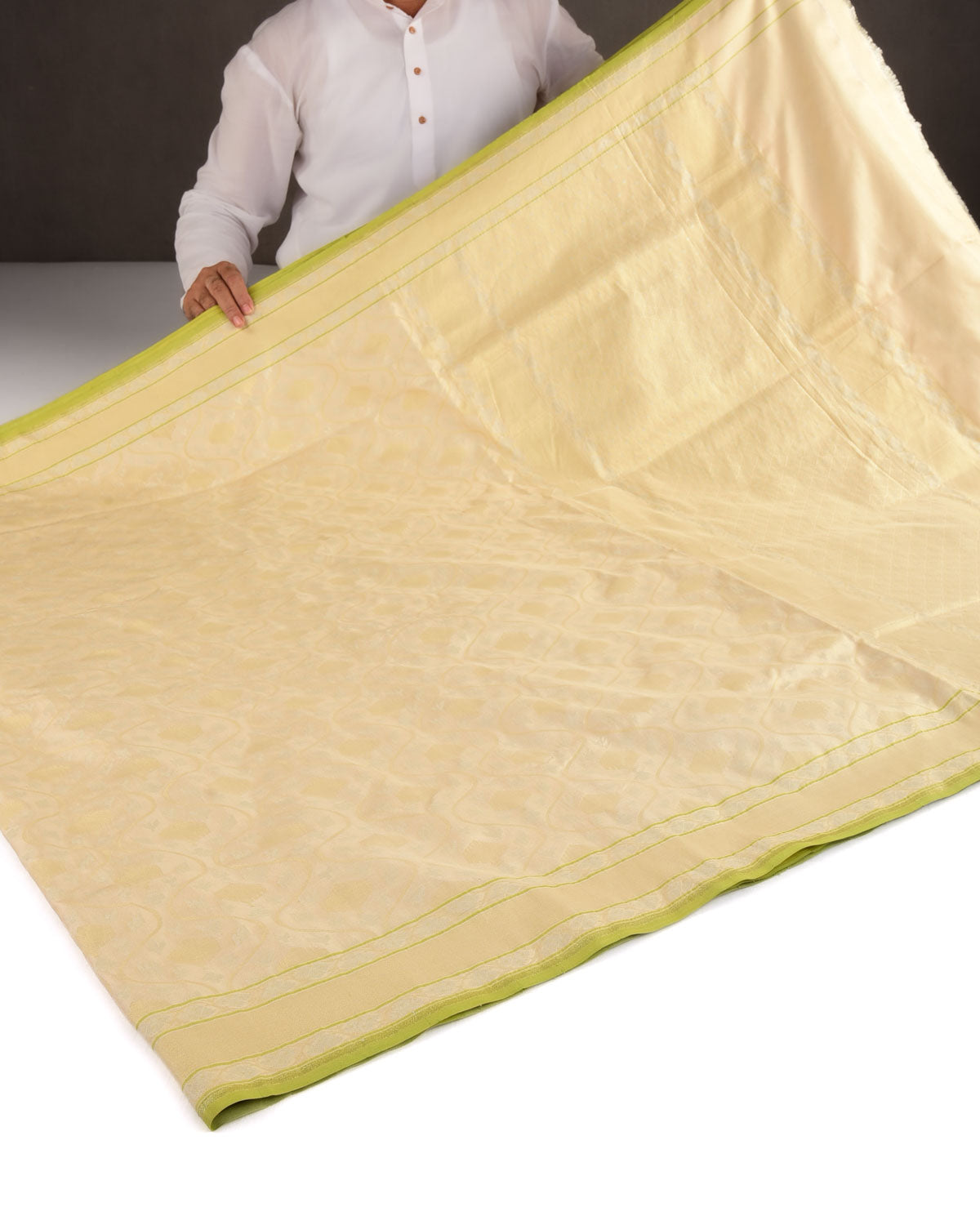 Cream Gold & Silver Metallic Zari Jaal Ektara Cutwork Brocade Handwoven Katan Silk Banarasi Saree-HolyWeaves