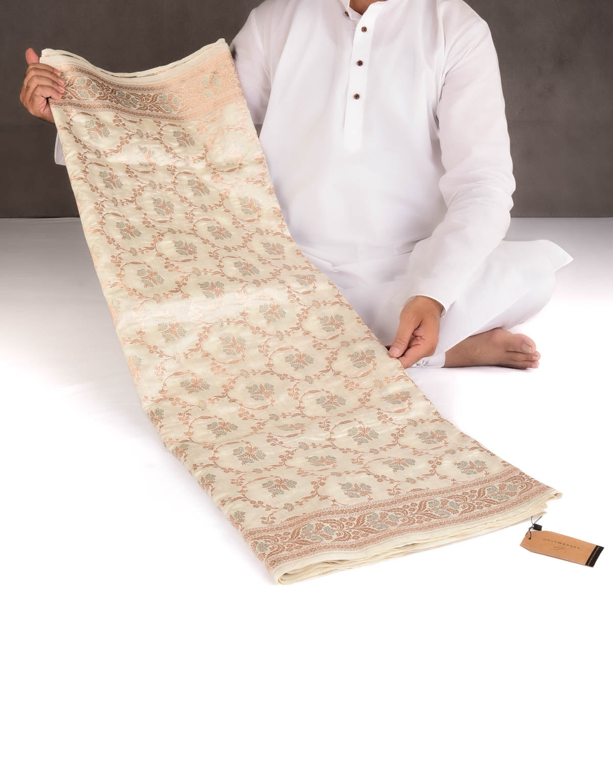 Ivory White Gold & Silver Zari & Meenekari Classic Jangla Cutwork Brocade Woven Spun Silk Banarasi Saree