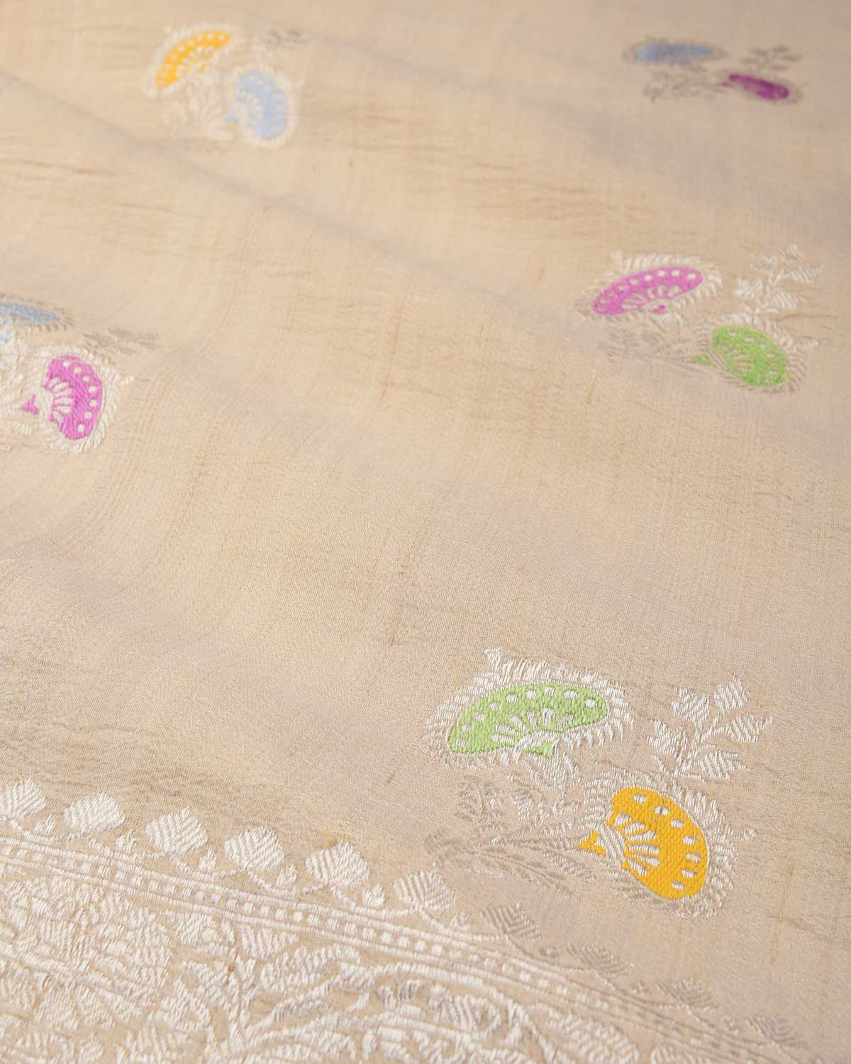 Textured Beige Silver Zari & Meenekari Flower Buta Kadhuan Brocade Handwoven Tasar Georgette Banarasi Saree-HolyWeaves