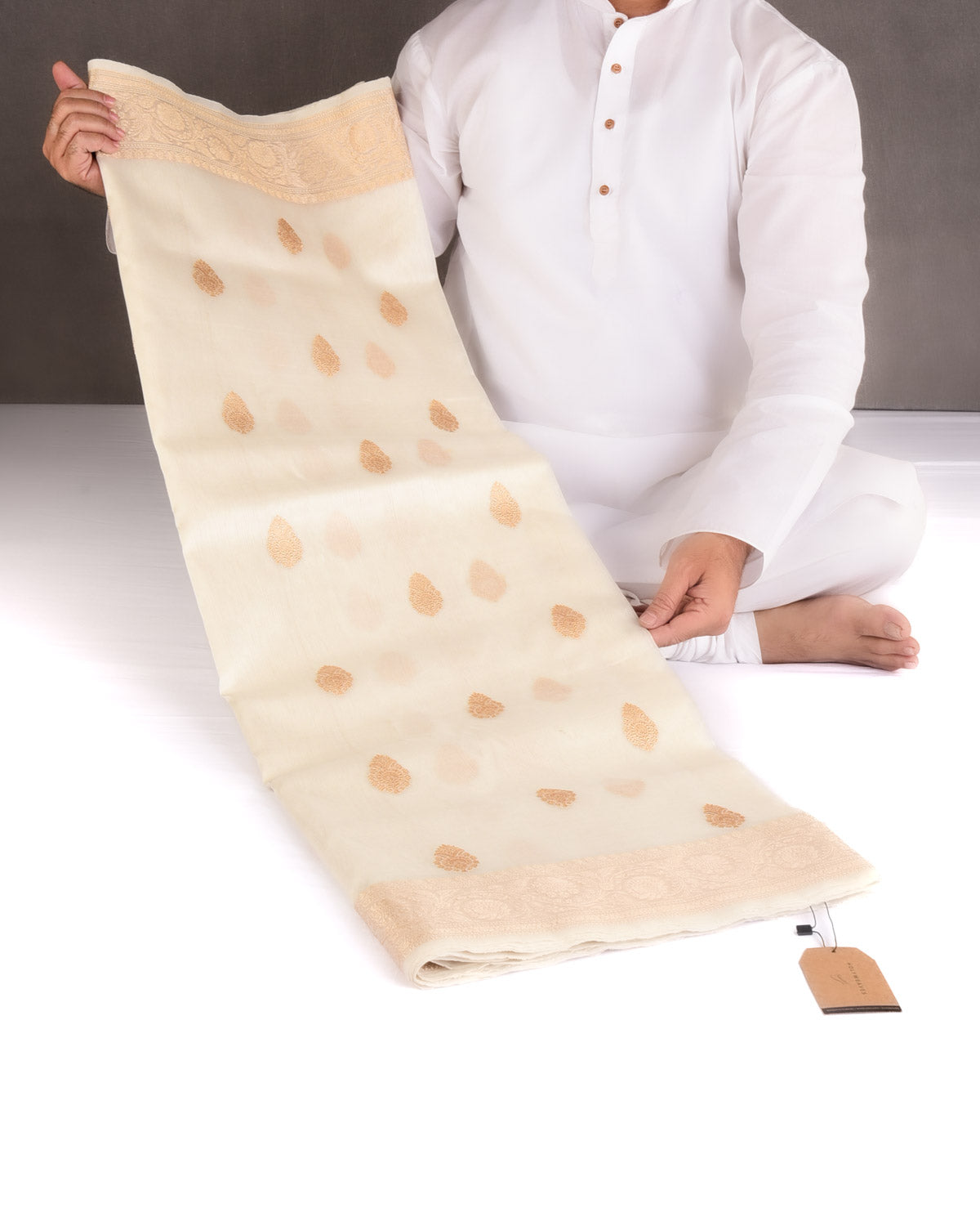 Ivory White Gold Zari Buti Kadhuan Brocade Handwoven Kora Silk Banarasi Saree-HolyWeaves