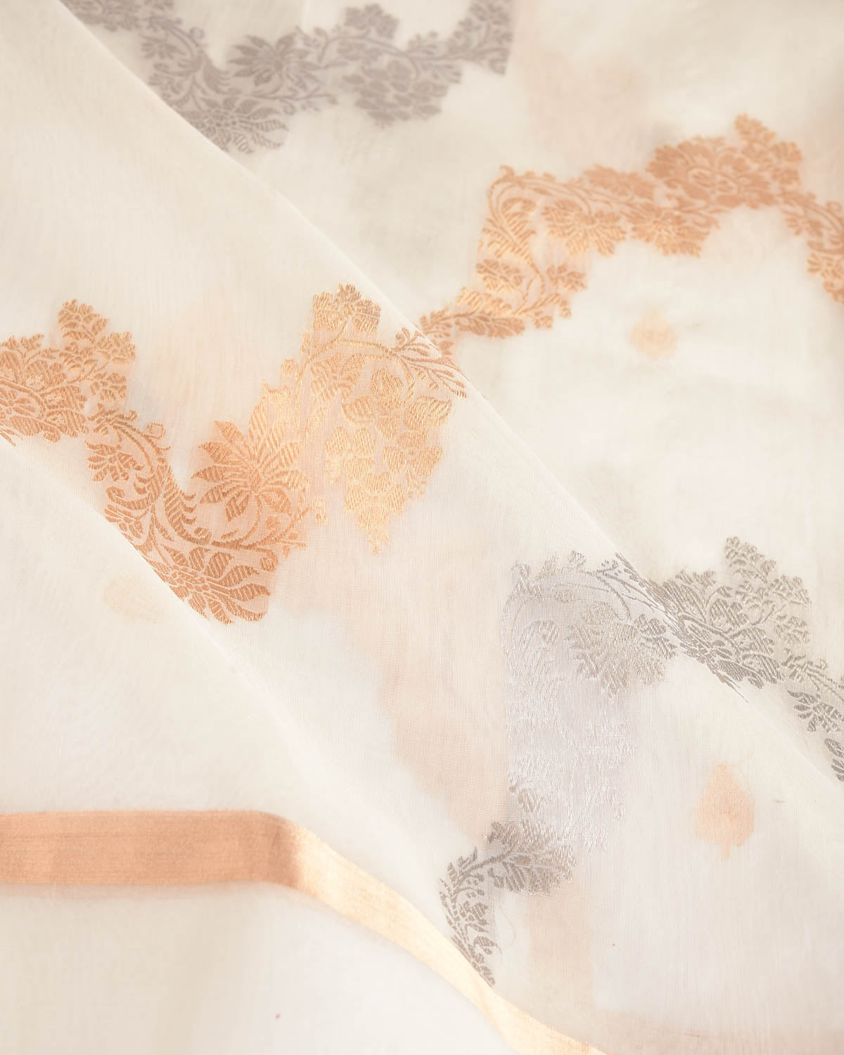 Ivory White Gold & Silver Zari Bel Kadhuan Brocade Handwoven Kora Silk Banarasi Saree-HolyWeaves