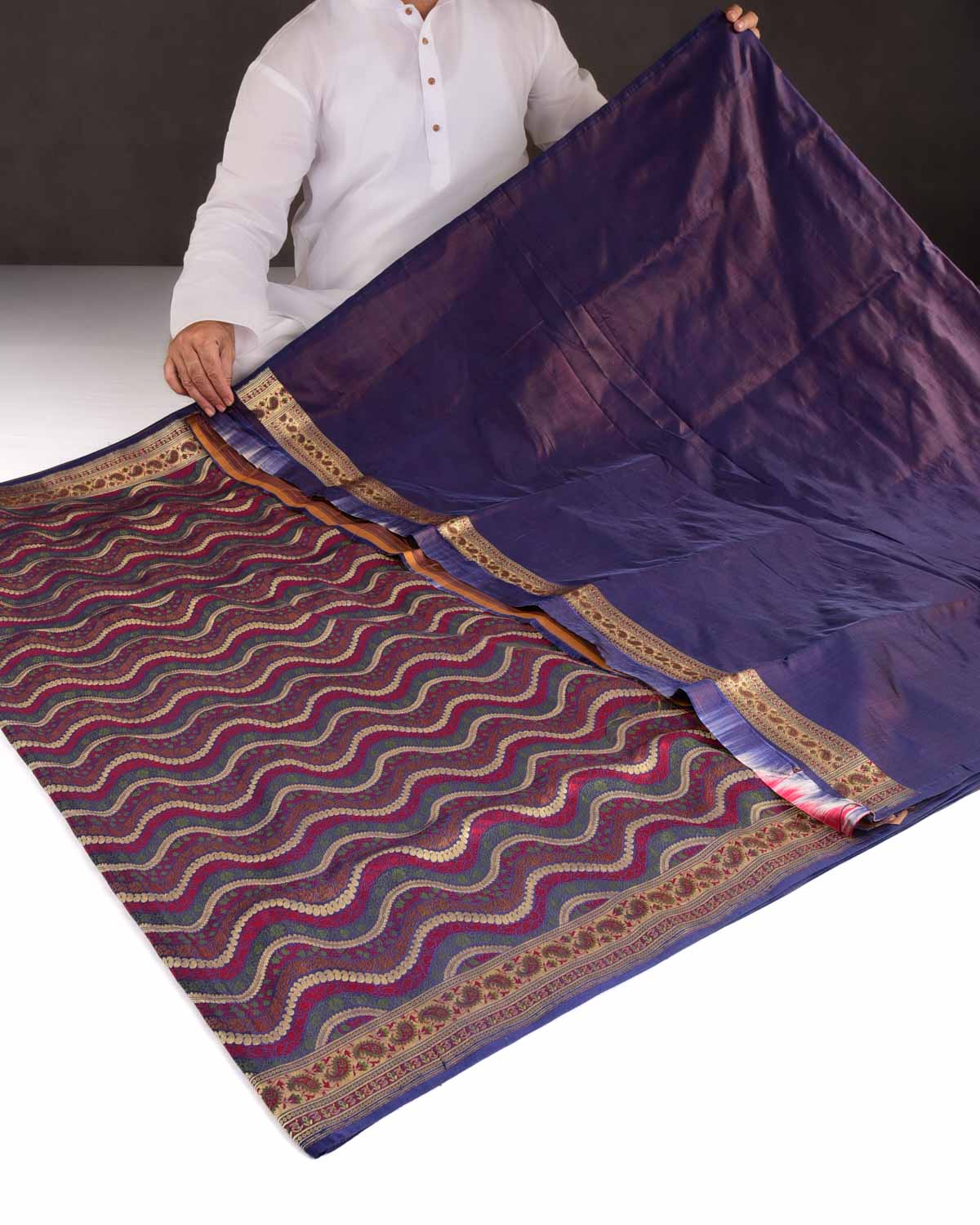 Multi-color Gold Zari & Resham Ornament Waves Satin Jamawar Brocade Handwoven Katan Silk Banarasi Saree-HolyWeaves