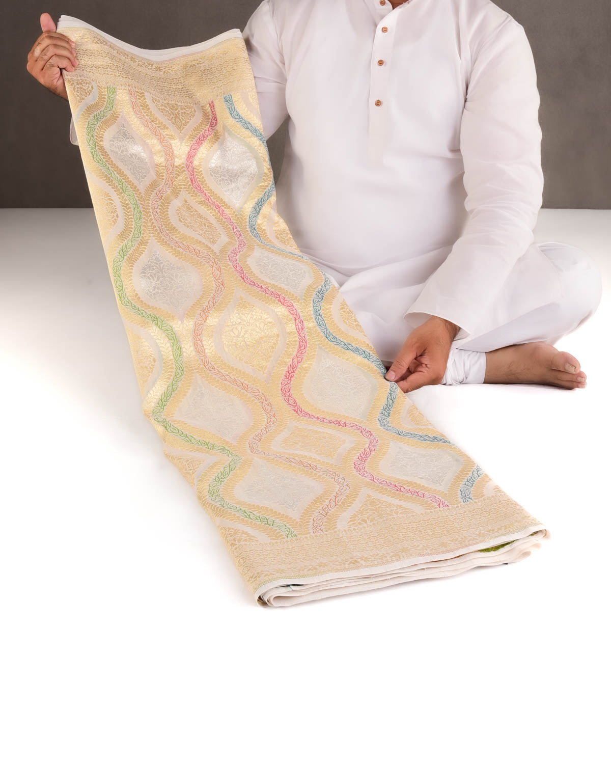 Beige Gold & Silver Zari & Menekari Traditional Cutwork Brocade Handwoven Tasar Georgette Banarasi Saree-HolyWeaves