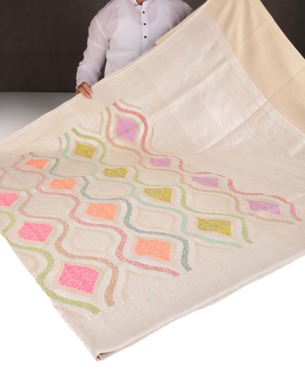 Beige Silver Zari & Menekari Traditional Cutwork Brocade Handwoven Tasar Georgette Banarasi Saree-HolyWeaves