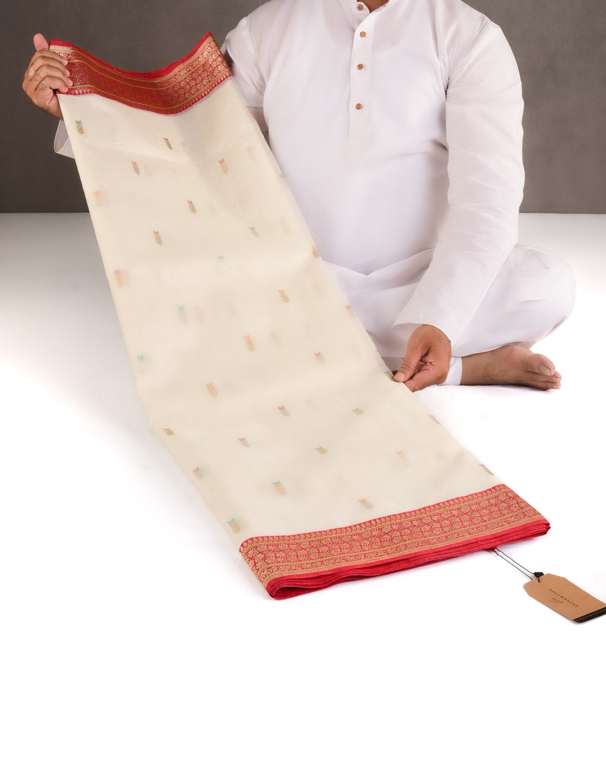 Ivory White Gold & Silver Zari & Meenekari Buti Kadhuan Brocade Handwoven Kora Silk Banarasi Saree-HolyWeaves