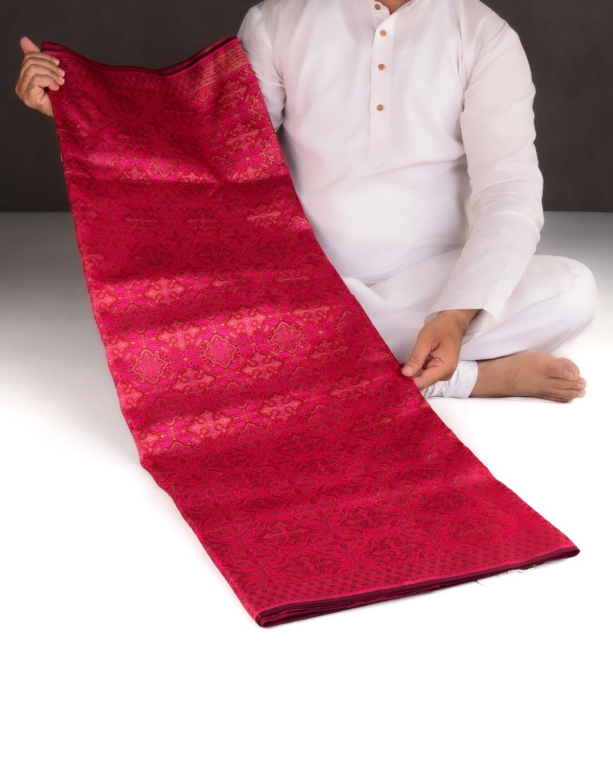 Red-Pink Tehri Parora Jamawar Tanchoi Handwoven Katan Silk Banarasi Saree with Gold Zari-HolyWeaves