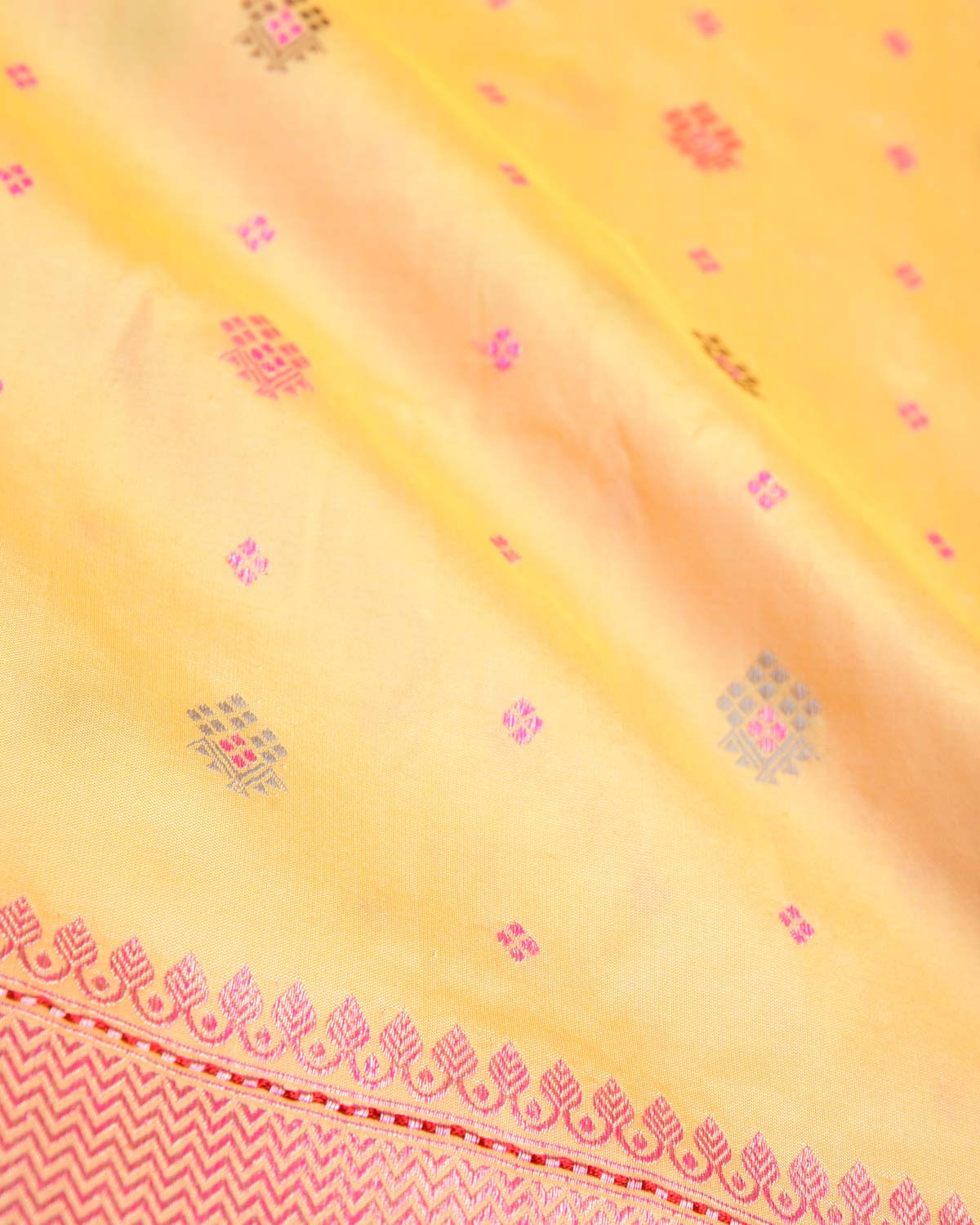 Yellow Multi Color Resham and Pink Zari Bachcha Buti Kadhuan Brocade Handwoven Katan Silk Banarasi Saree-HolyWeaves