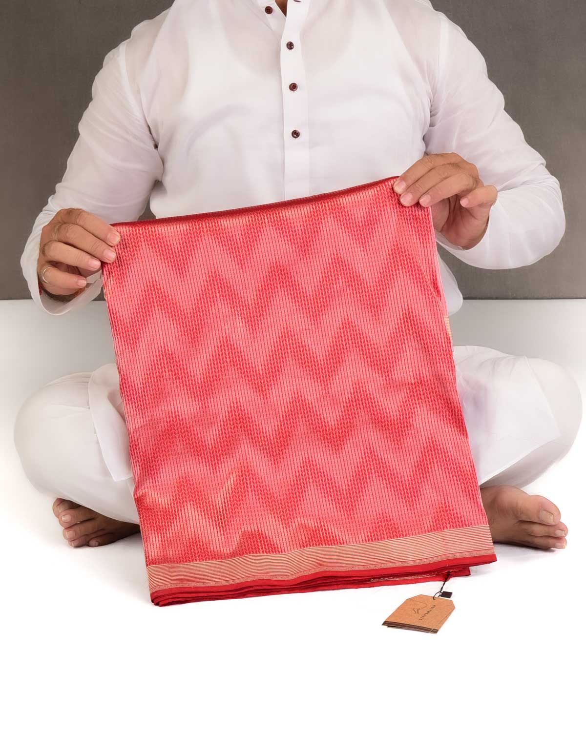 Dual Tone Red Silver Zari Chevron Kadhuan Brocade Handwoven Katan Silk Banarasi Saree-HolyWeaves