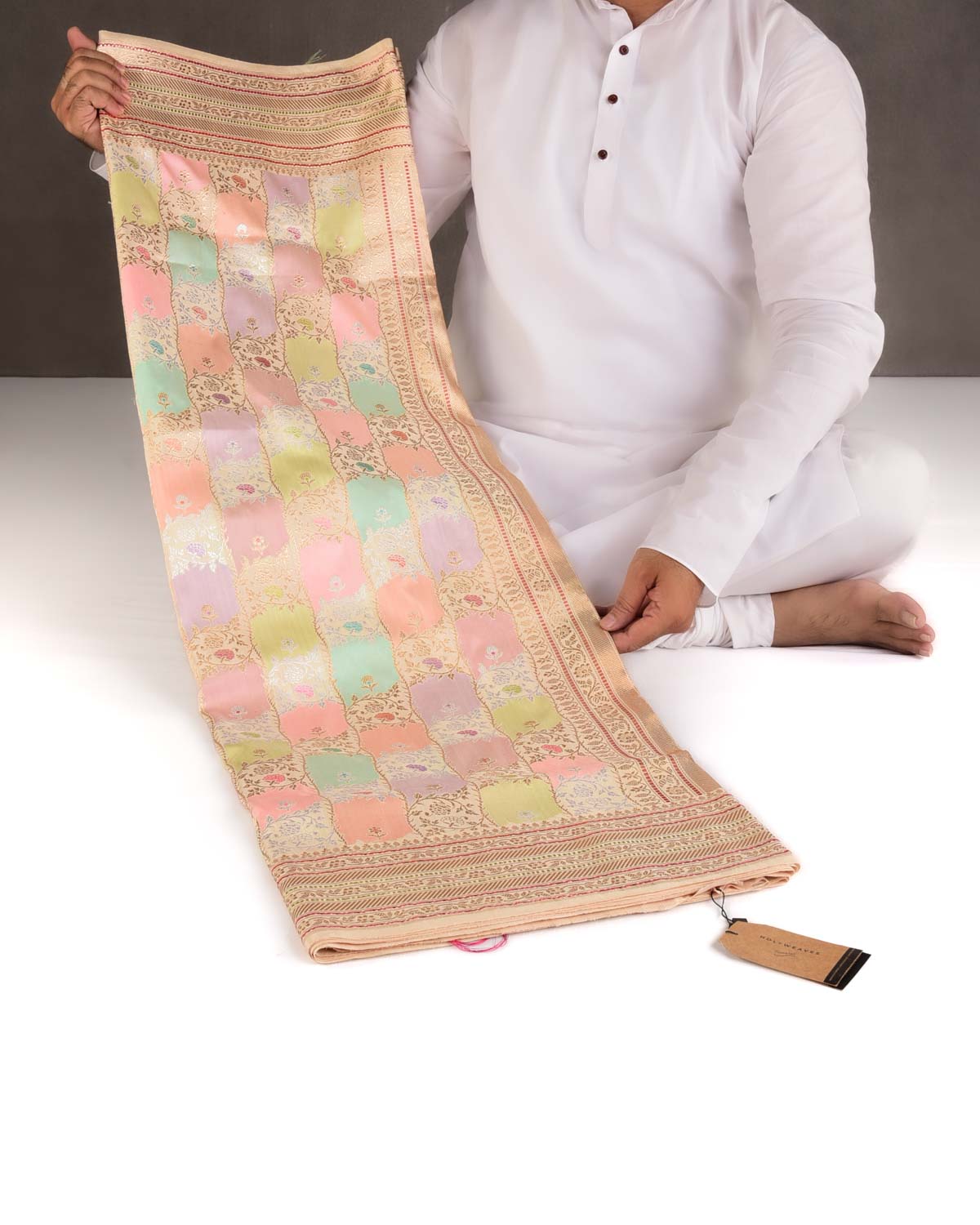 Cream Rangkaat Kadhuan Brocade Handwoven Katan Silk Banarasi Saree-HolyWeaves