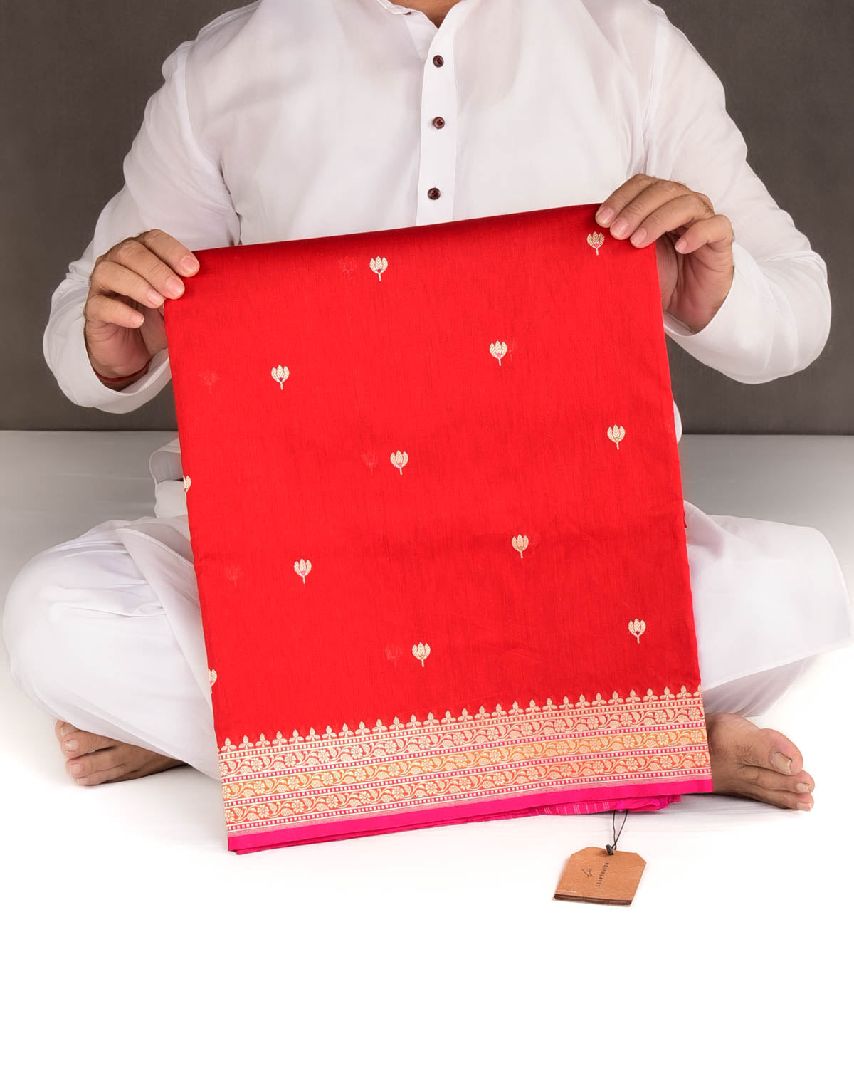 Bridal Red Gold Zari & Resham Buti Kadhuan Brocade Handwoven Cotton Silk Banarasi Saree-HolyWeaves