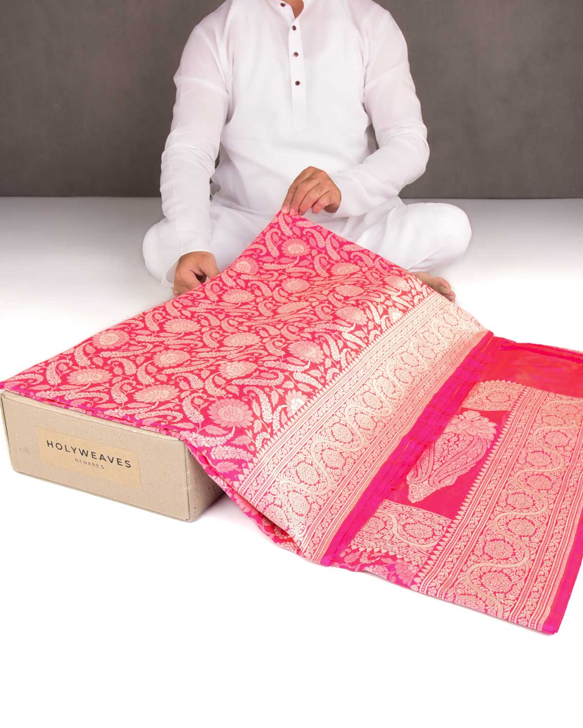 Shot Red-Pink Dual Tone Gold Zari Floral Jaal Cutwork Brocade Handwoven Katan Silk Banarasi Saree-HolyWeaves
