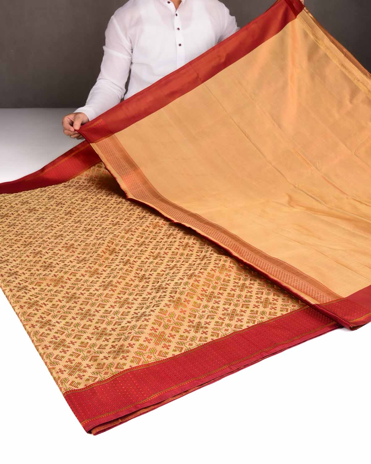 Beige Traditional Satin Jamawar Handwoven Katan Silk Banarasi Saree-HolyWeaves