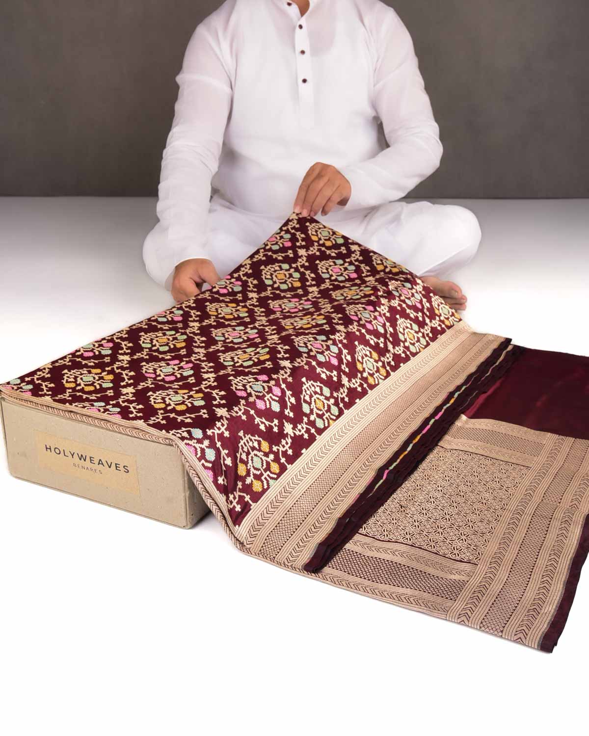 Mahogany Tehra Floral Jaal Cutwork Brocade Handwoven Katan Silk Banarasi Saree-HolyWeaves