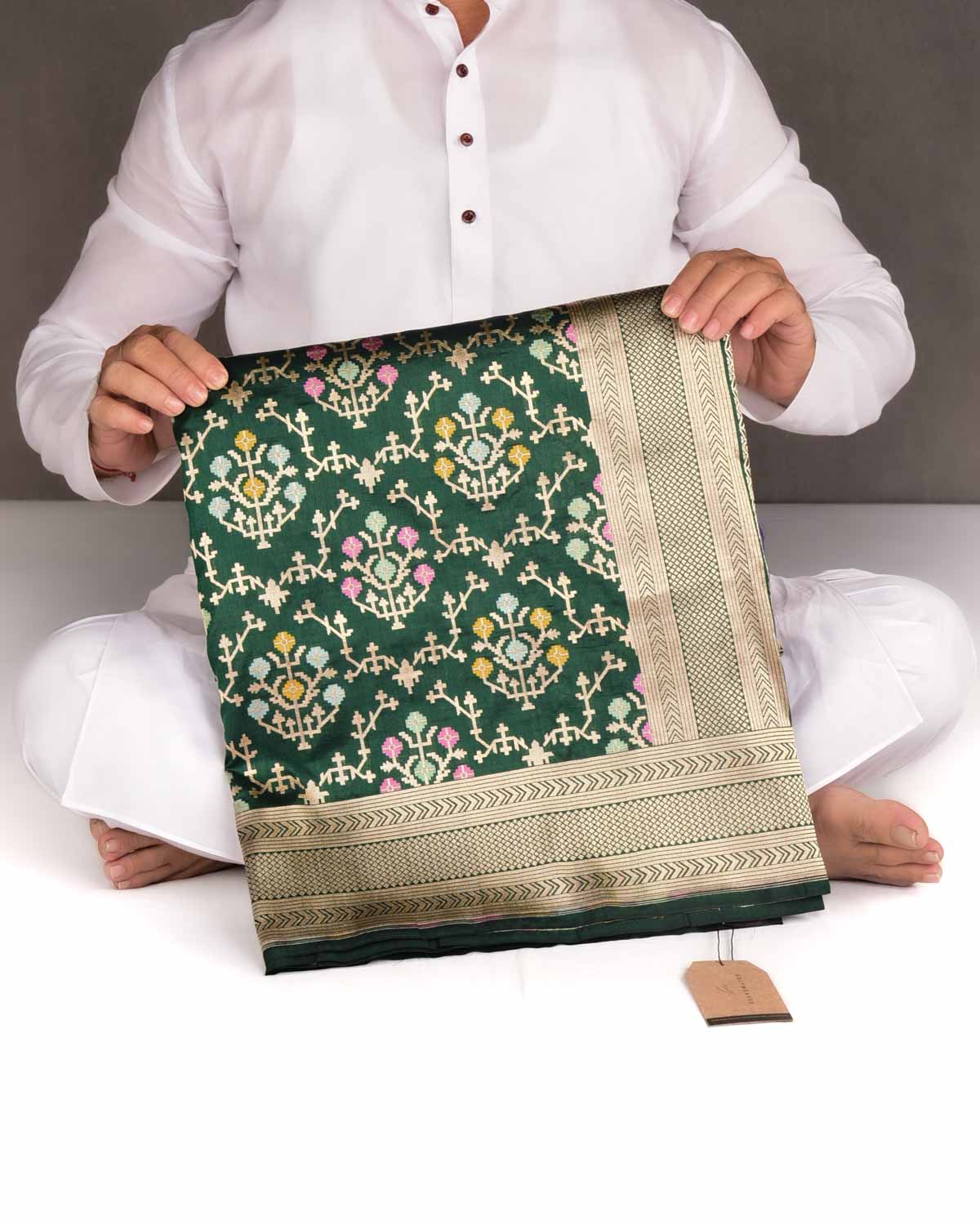 Sacramento Green Tehra Floral Jaal Cutwork Brocade Handwoven Katan Silk Banarasi Saree-HolyWeaves