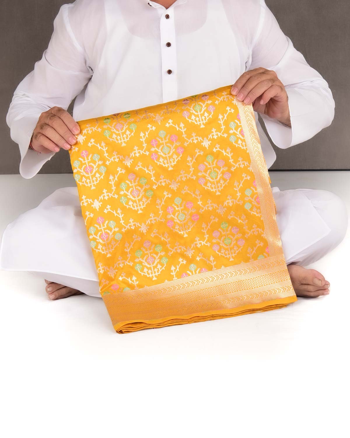 Mustard Yellow Tehra Floral Jaal Cutwork Brocade Handwoven Katan Silk Banarasi Saree-HolyWeaves