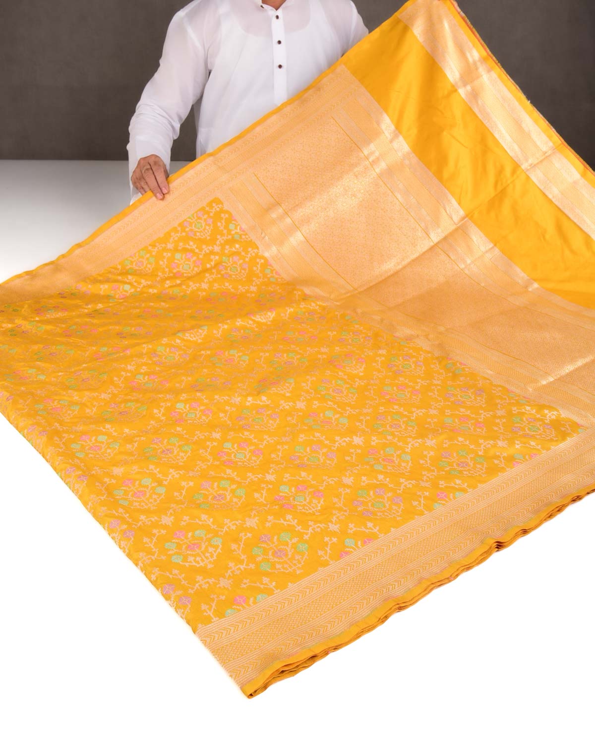 Mustard Yellow Tehra Floral Jaal Cutwork Brocade Handwoven Katan Silk Banarasi Saree-HolyWeaves