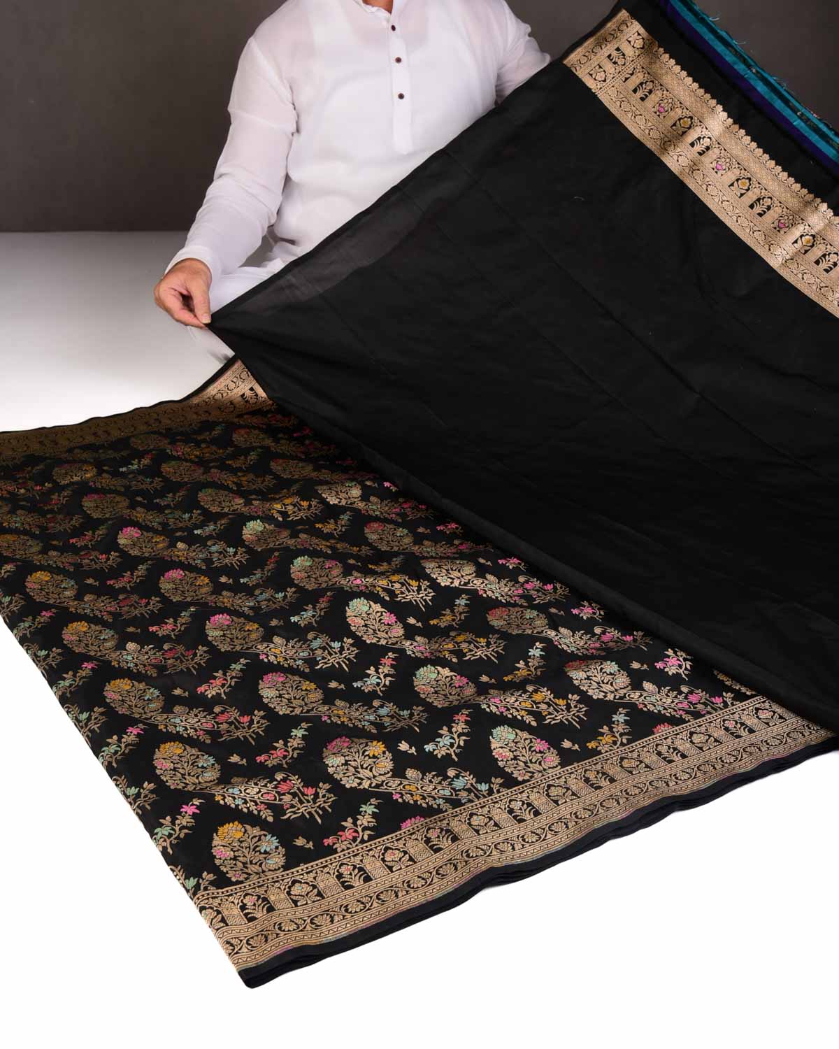 Black Tehra Floral Jaal Cutwork Brocade Handwoven Katan Silk Banarasi Saree-HolyWeaves