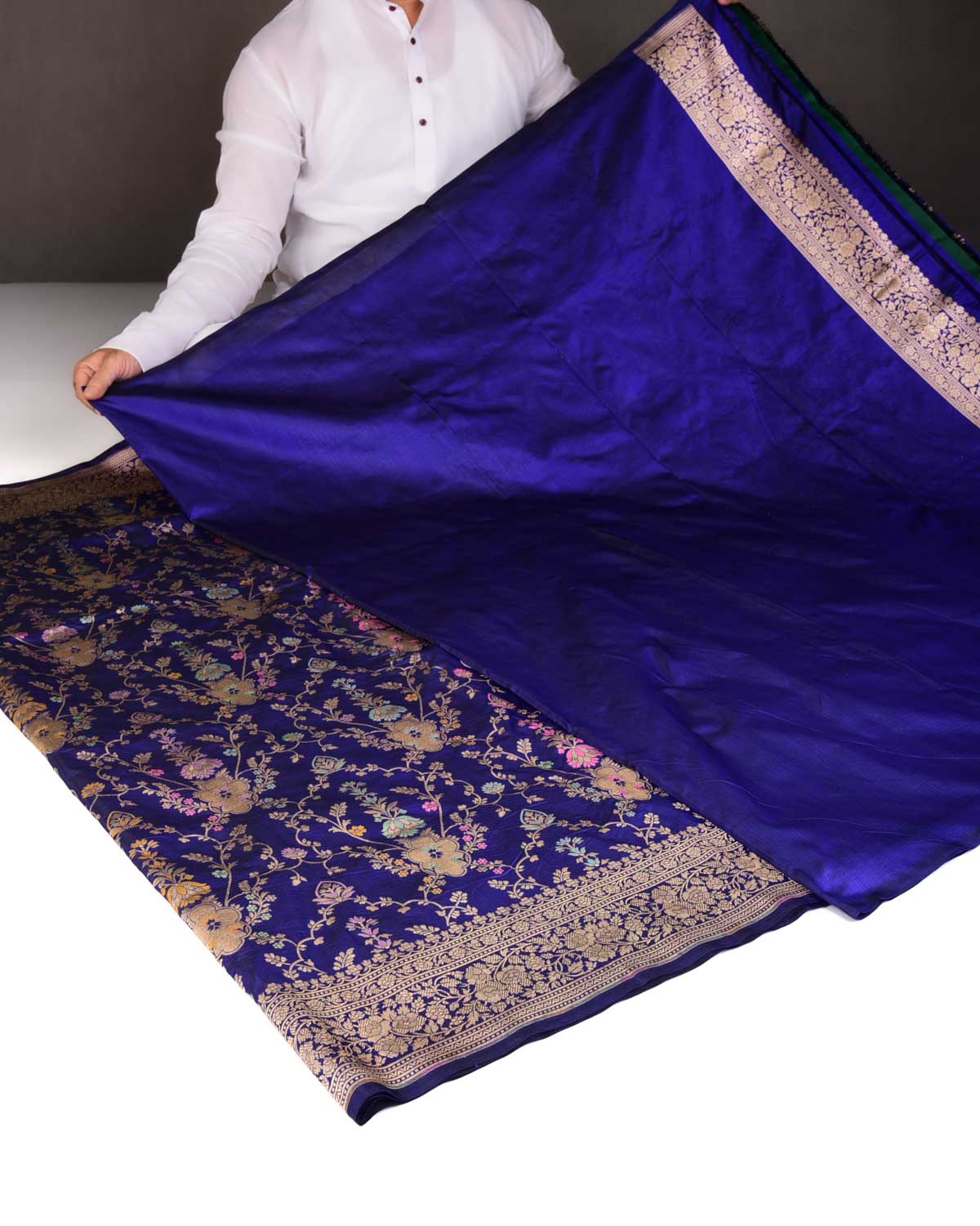 Royal Blue Tehra Floral Cutwork Cutwork Brocade Handwoven Katan Silk Banarasi Saree-HolyWeaves