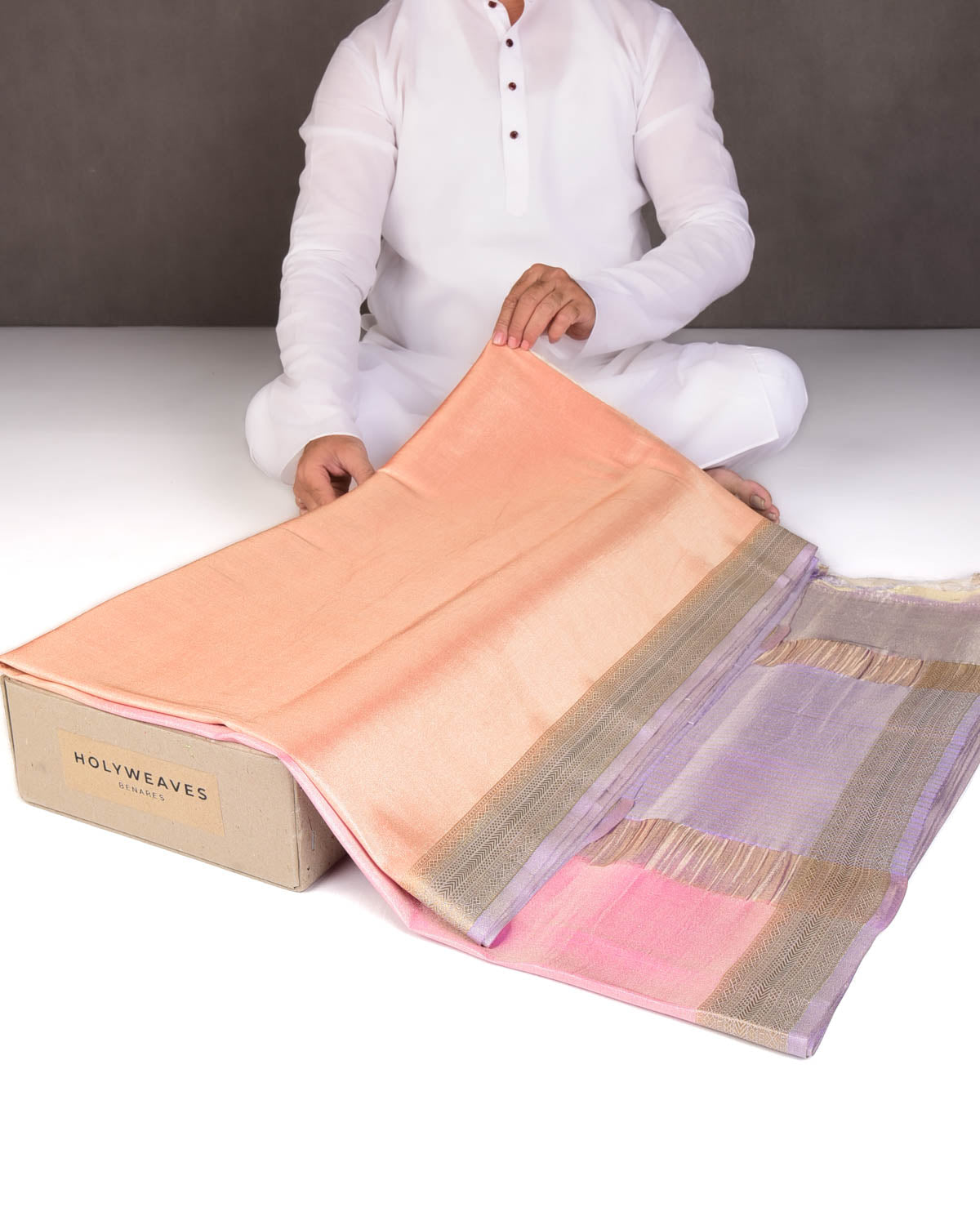 Ombre Metallic Pink-Orange Brocade Woven Katan Tissue Banarasi Saree with Contrast Border Pallu-HolyWeaves