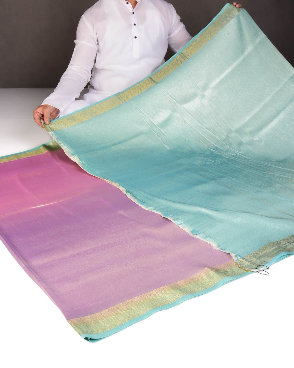 Ombre Metallic Pink-Mauve Brocade Woven Katan Tissue Banarasi Saree with Contrast Border Pallu-HolyWeaves