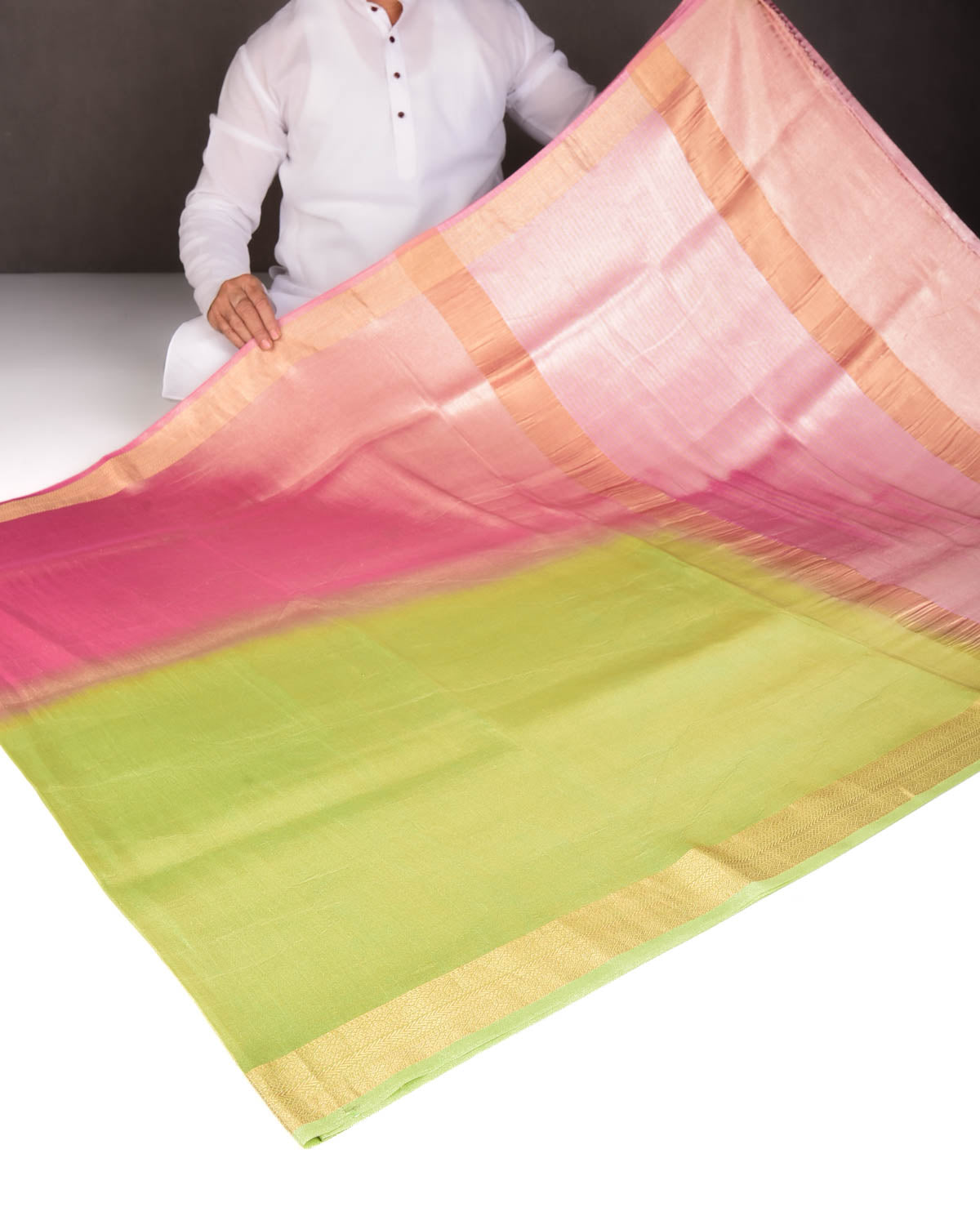 Ombre Metallic Green-Pink Brocade Woven Katan Tissue Banarasi Saree with Contrast Border Pallu-HolyWeaves