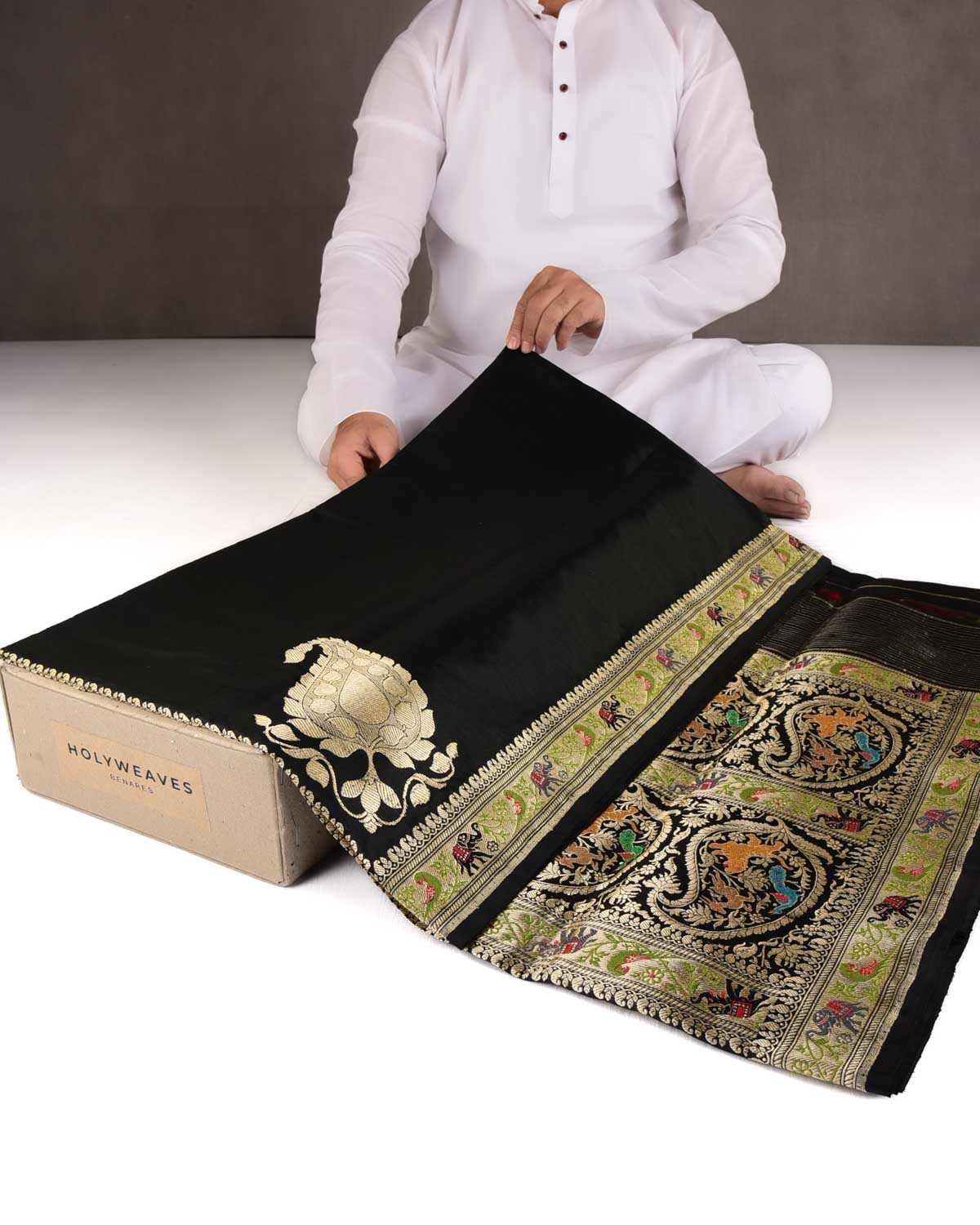 Black Kadhuan Brocade Handwoven Katan Silk Banarasi Saree with Shikargah Border Pallu-HolyWeaves