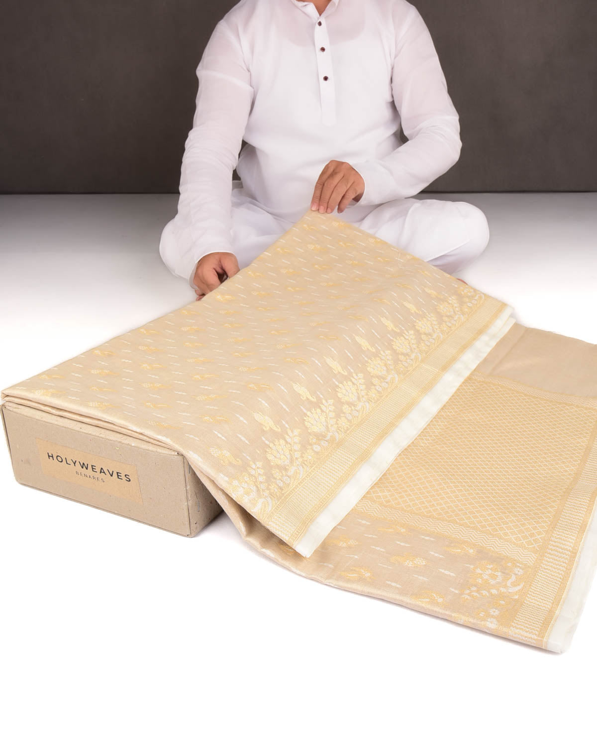 Metallic Cream Gold Zari And White Resham Cutwork Brocade Woven Cotton Silk Banarasi Saree-HolyWeaves