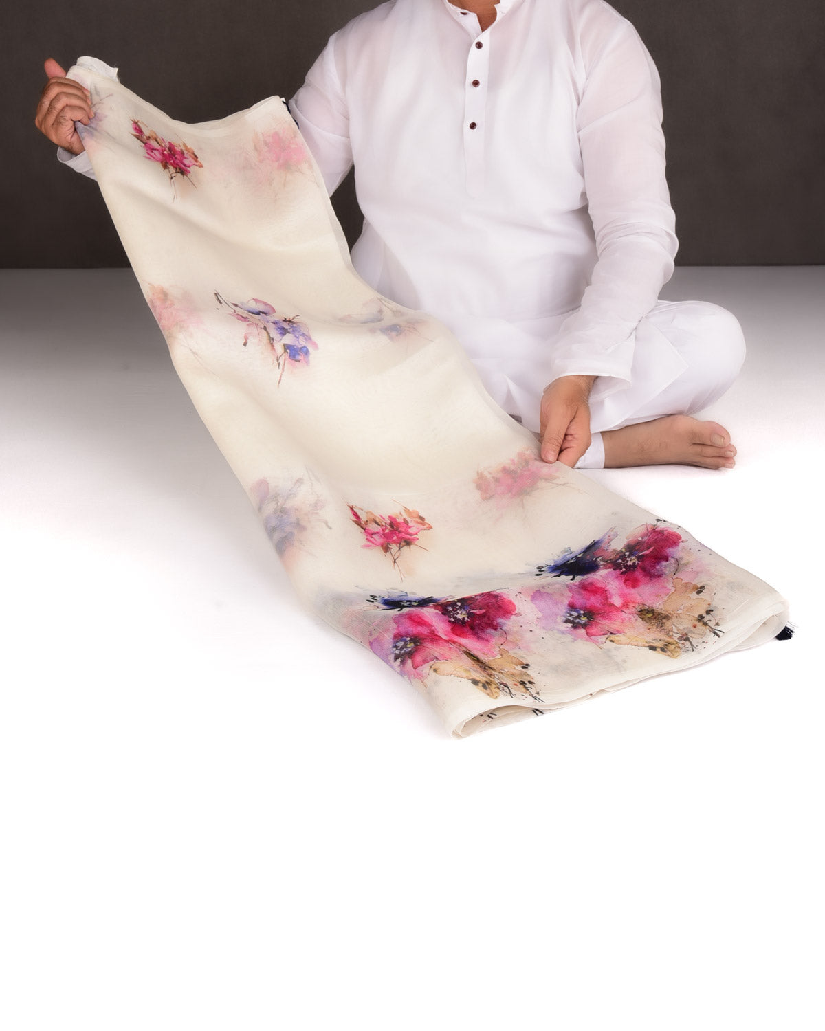 White Abstract Floral Printed Kora Silk Saree-HolyWeaves