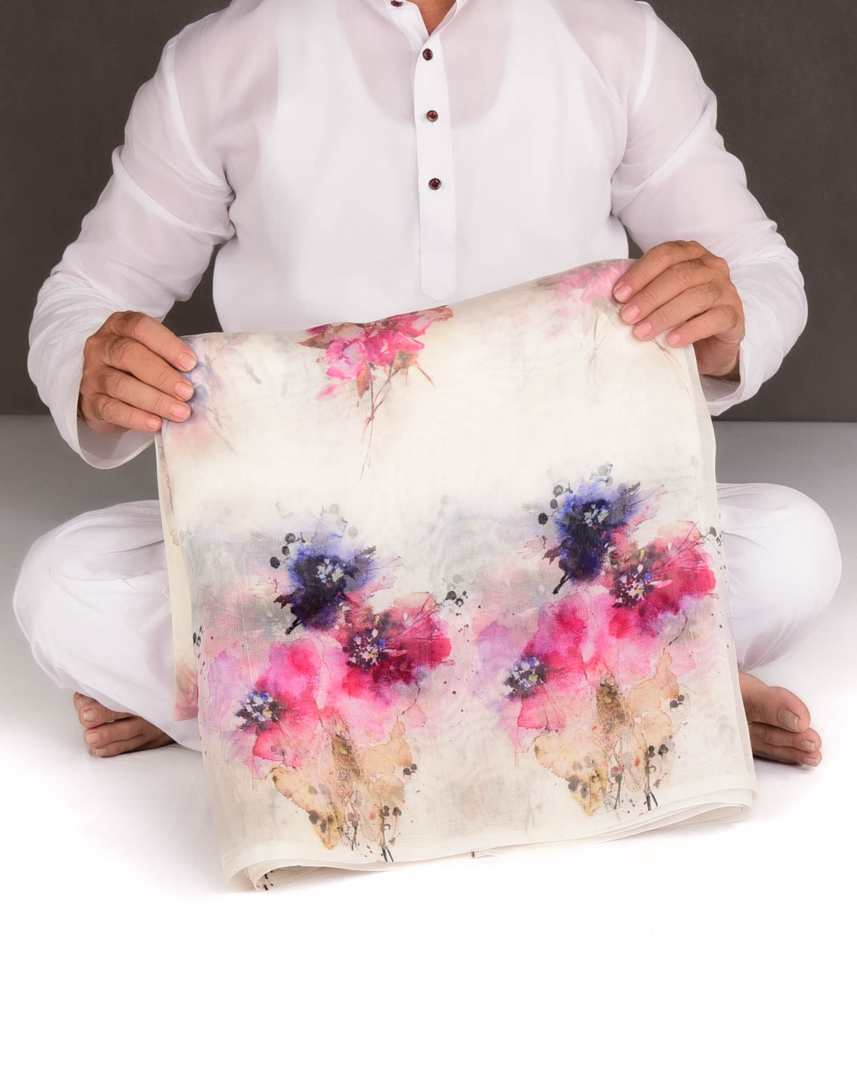 White Abstract Floral Printed Kora Silk Saree-HolyWeaves