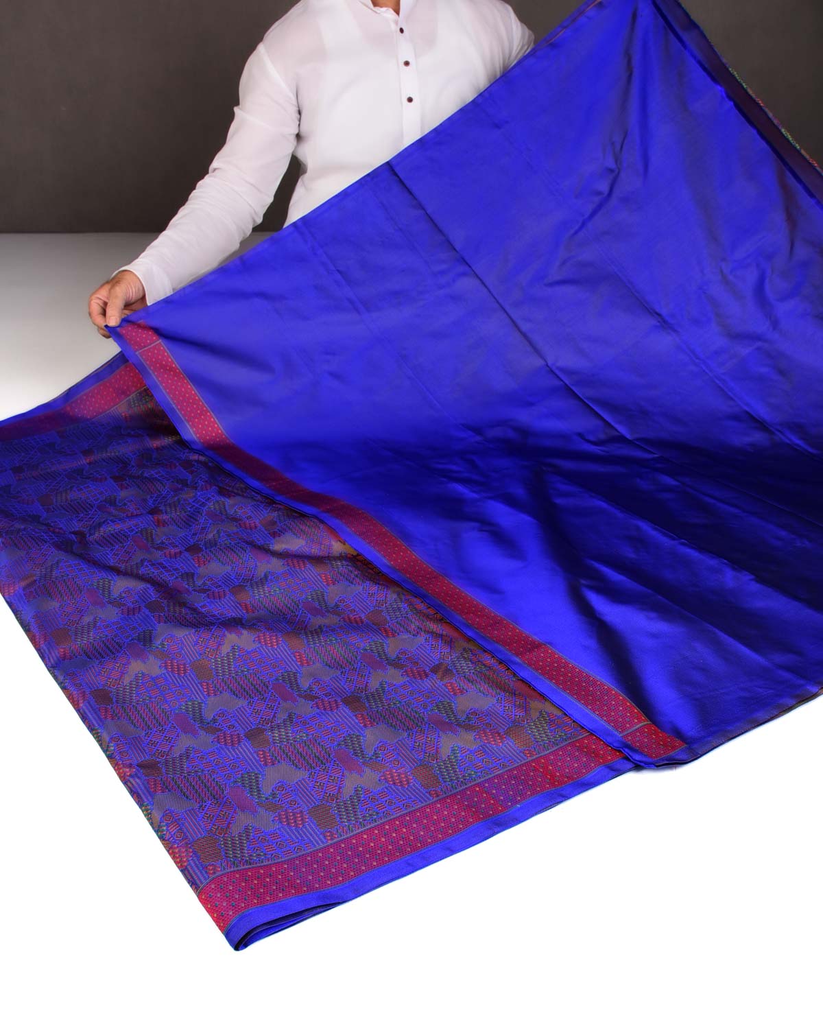Royal Blue Abstract Tehra Satin Jamawar Handwoven Katan Silk Saree-HolyWeaves