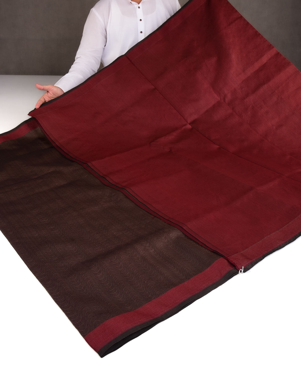 Chocolate Brown WATERMARK Illusion Waves Handwoven Handwoven Kora Silk Banarasi Saree-HolyWeaves