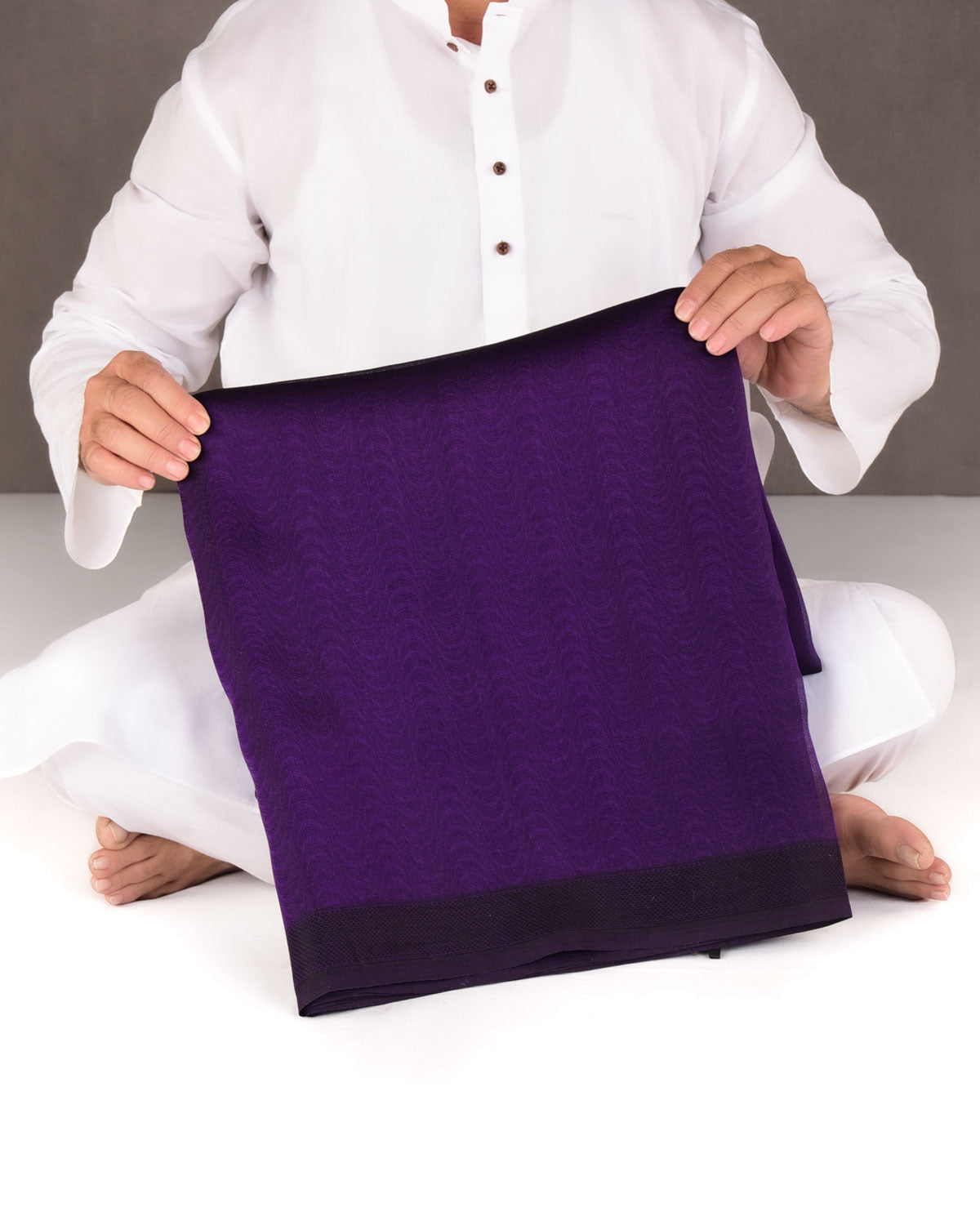 Purple WATERMARK Illusion Waves Tanchoi Handwoven Kora Silk Banarasi Saree-HolyWeaves