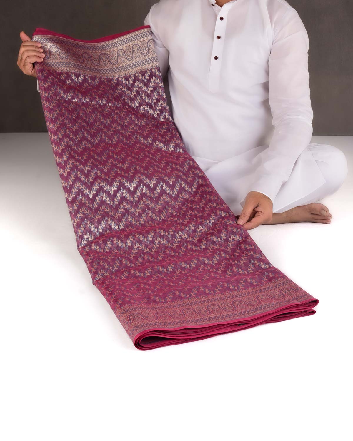 Gray On Magenta Chevron Gold Zari Cutwork Brocade Woven Cotton Silk Banarasi Saree-HolyWeaves