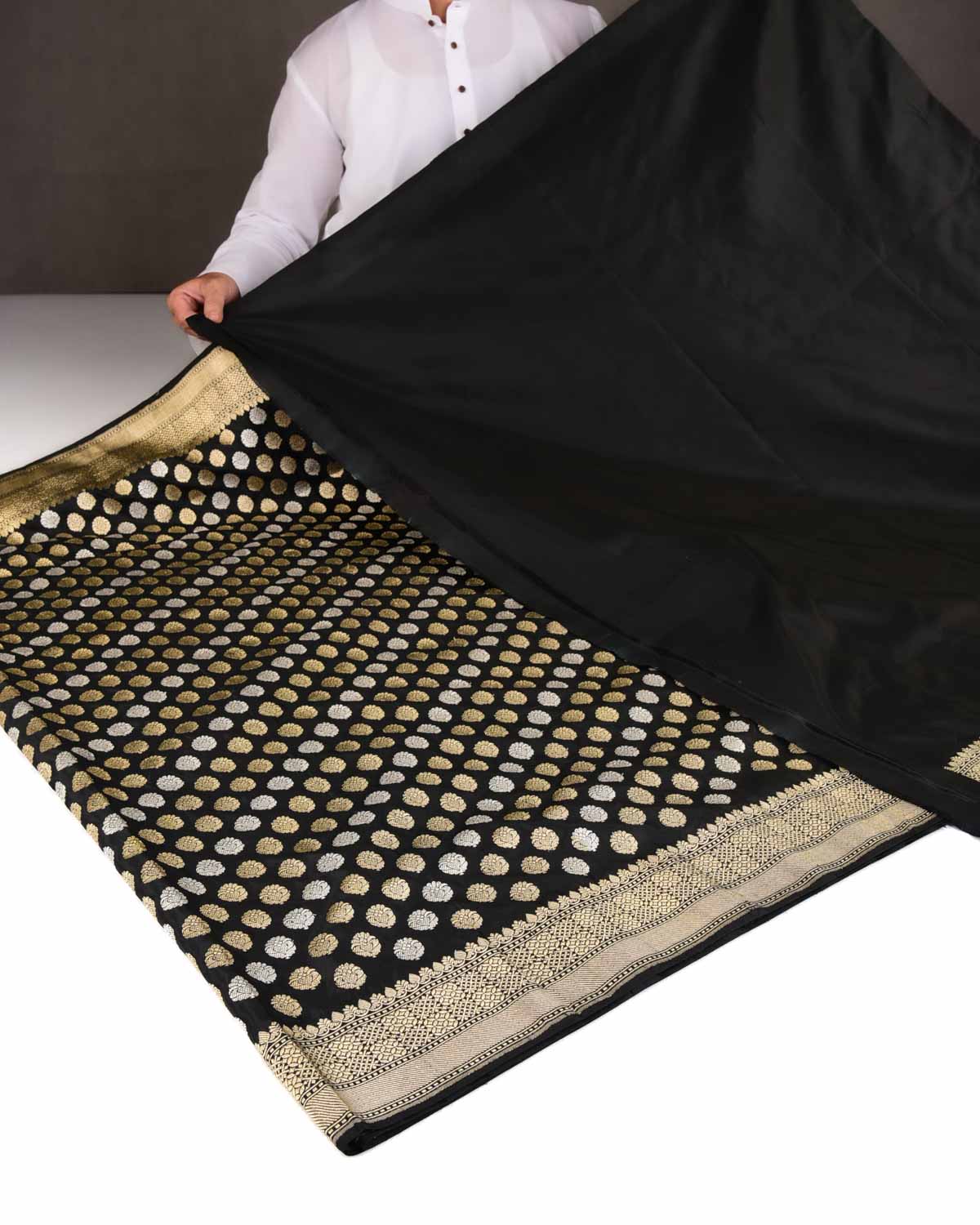 Black Gold & Silver Zari Kadhuan Brocade Handwoven Katan Silk Banarasi Saree-HolyWeaves