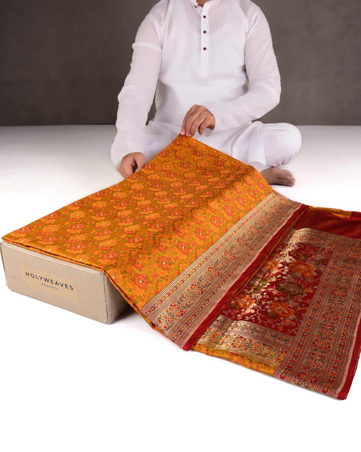 Mustard Yellow Chauhara Satin Tanchoi Jamawar Brocade Handwoven Katan Silk Banarasi Saree with Gold Zari Border Pallu-HolyWeaves