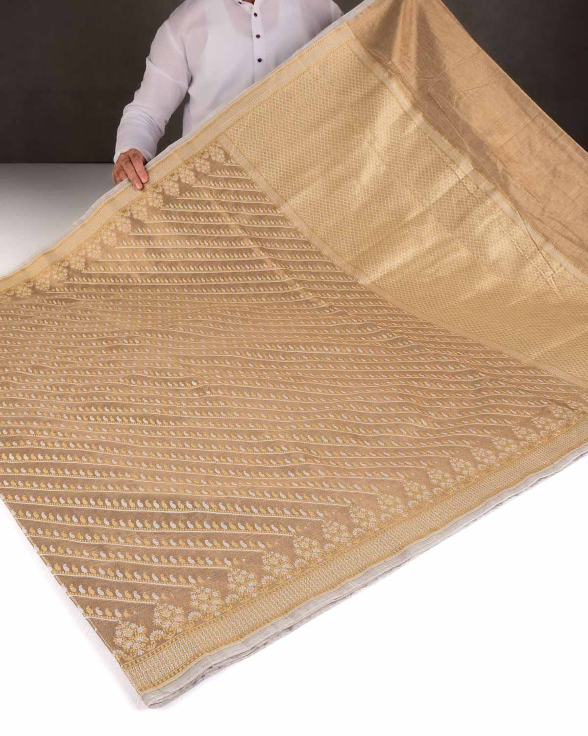 Metallic Antique Gold Zari & Resham Diagonal Paisleys Cutwork Brocade Woven Art Cotton Tissue Banarasi Saree-HolyWeaves