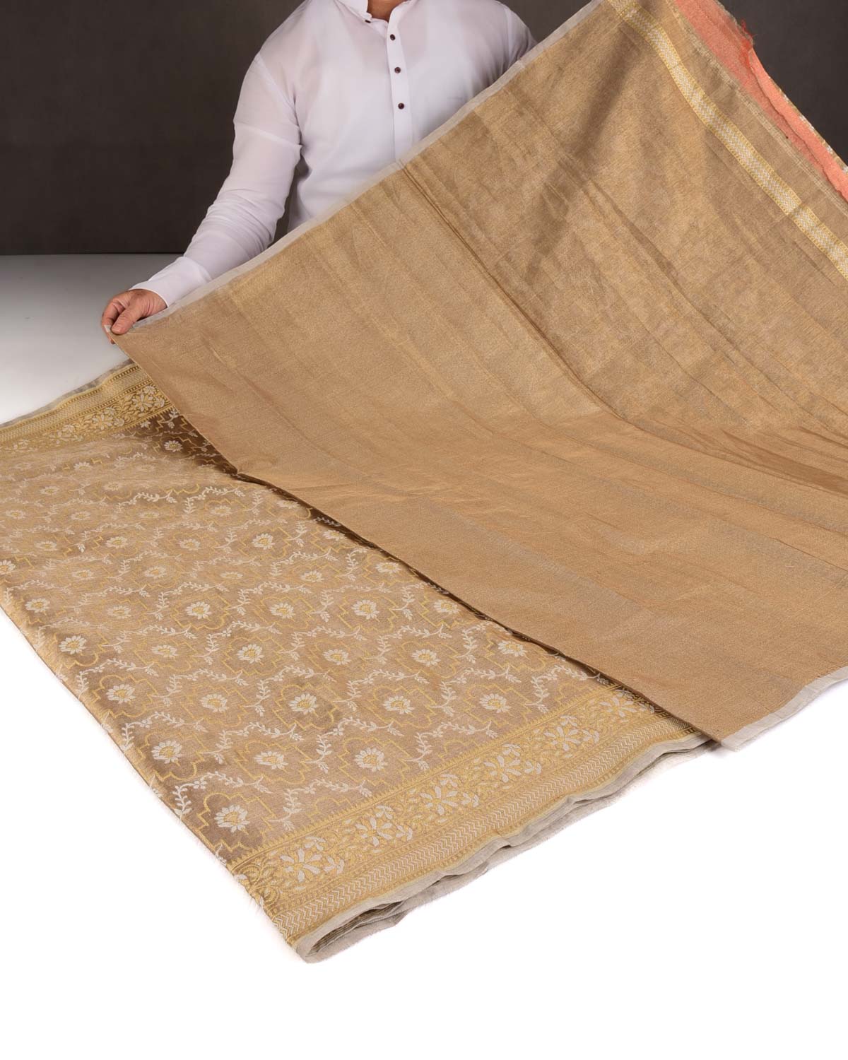 Metallic Antique Gold Zari & Resham Jangla Cutwork Brocade Woven Art Cotton Tissue Banarasi Saree-HolyWeaves