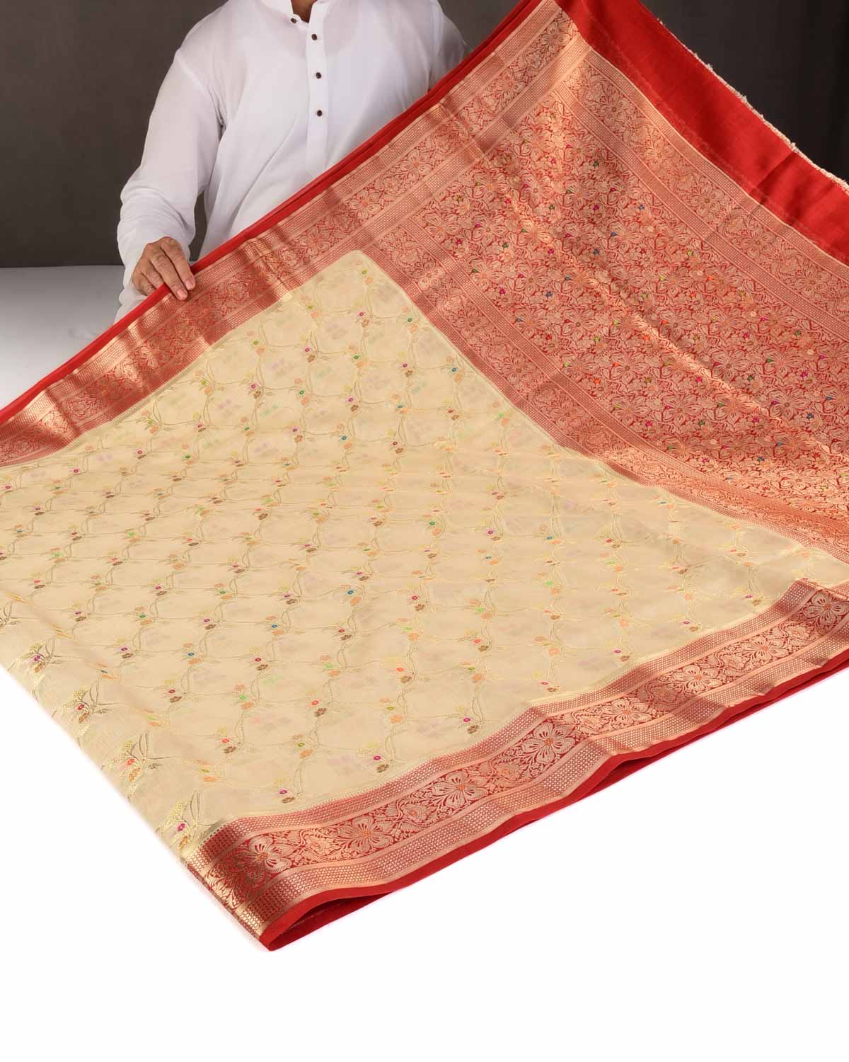Cream Gold Zari & Meenekari Jaal Cutwork Brocade Woven Spun Silk Banarasi Saree with Red Border Pallu-HolyWeaves