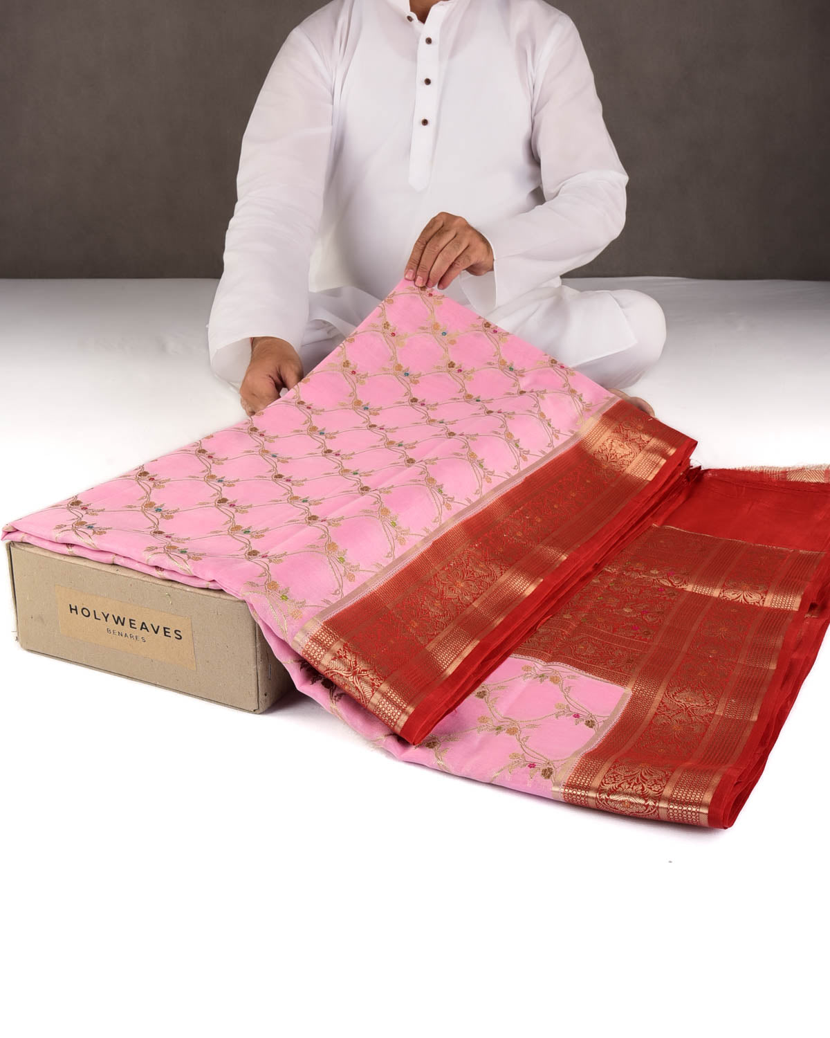 Pink Gold Zari & Meenekari Jaal Cutwork Brocade Woven Spun Silk Banarasi Saree with Red Border Pallu-HolyWeaves